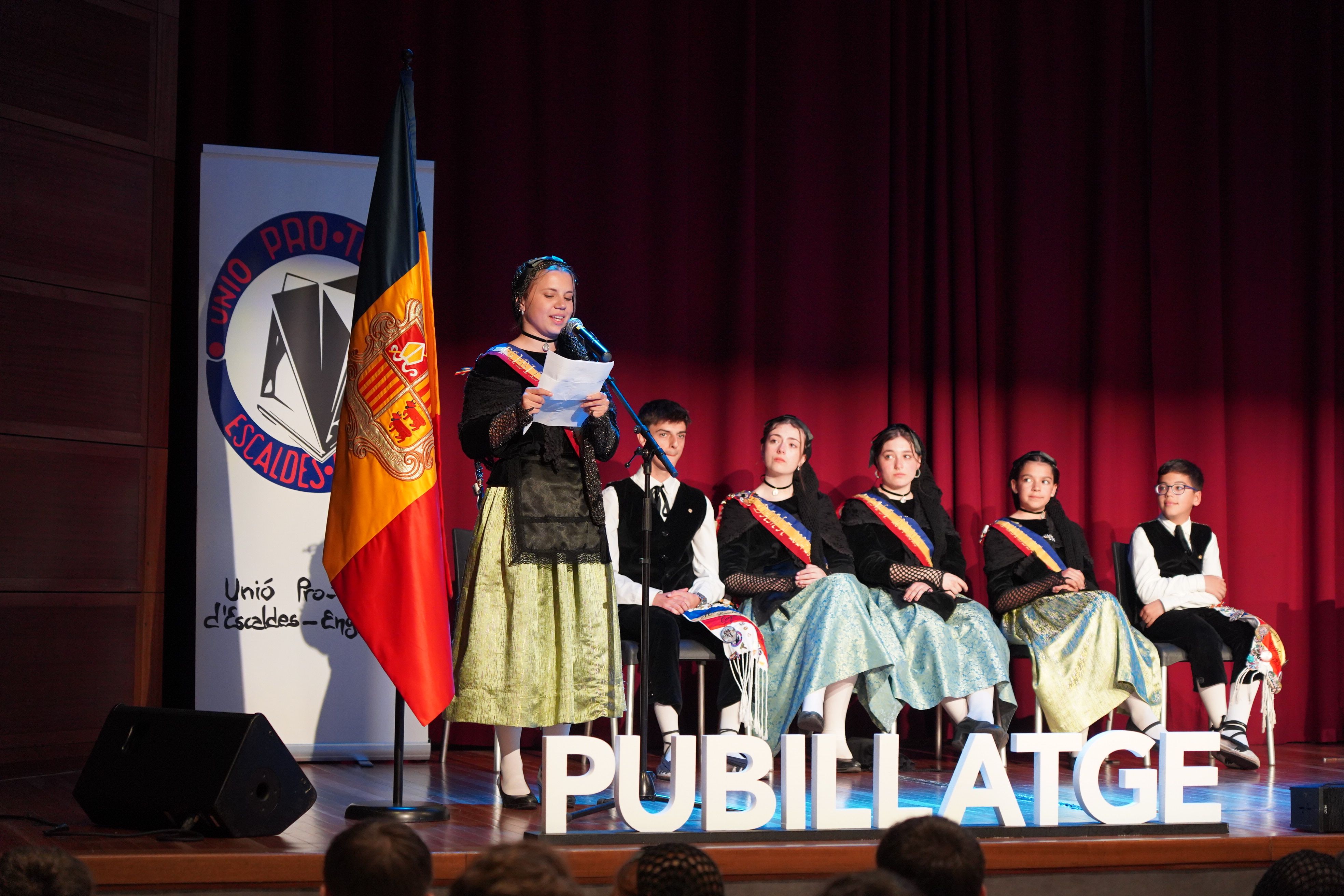 Julia Noguer en el seu discurs de comiat com a pubilla.