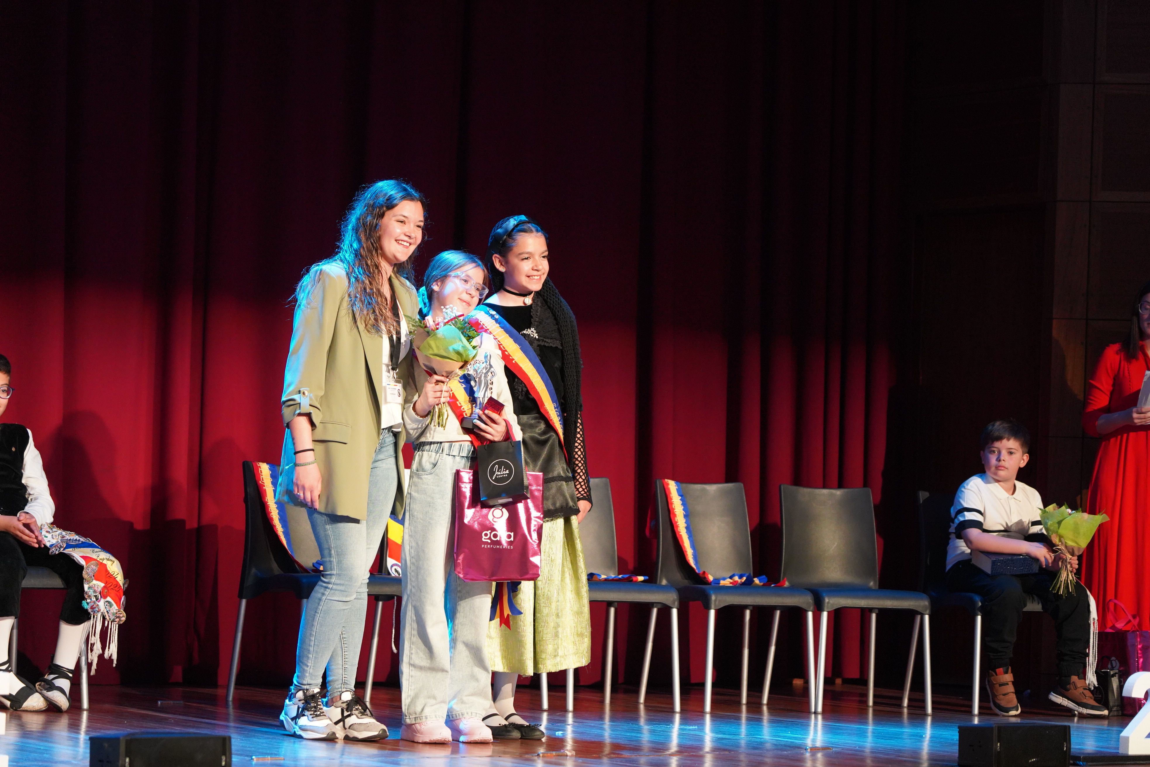 La nova pubilleta, Ariadna Gomez.