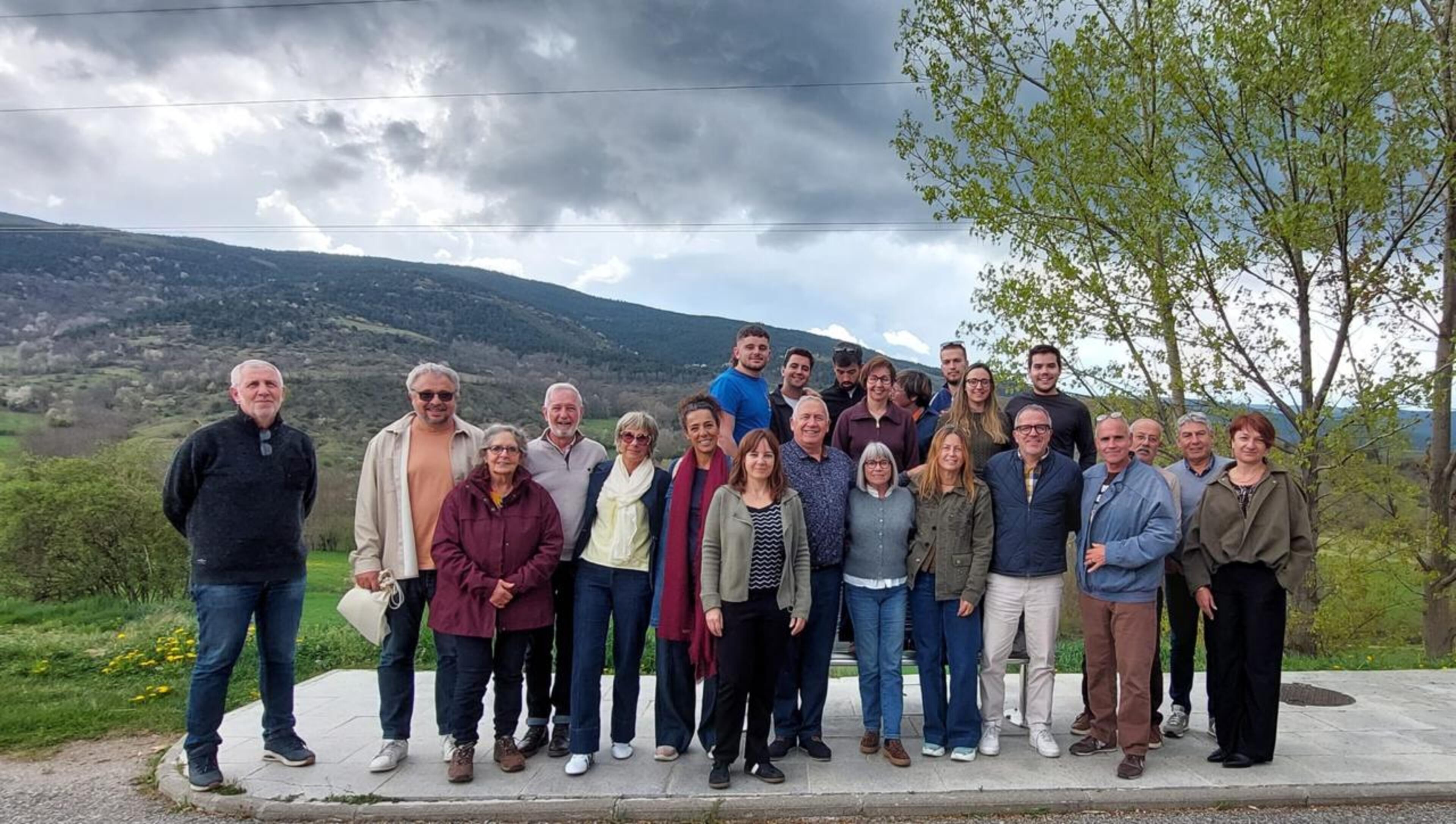 Participants a la reunió sobre les festes de l'os.