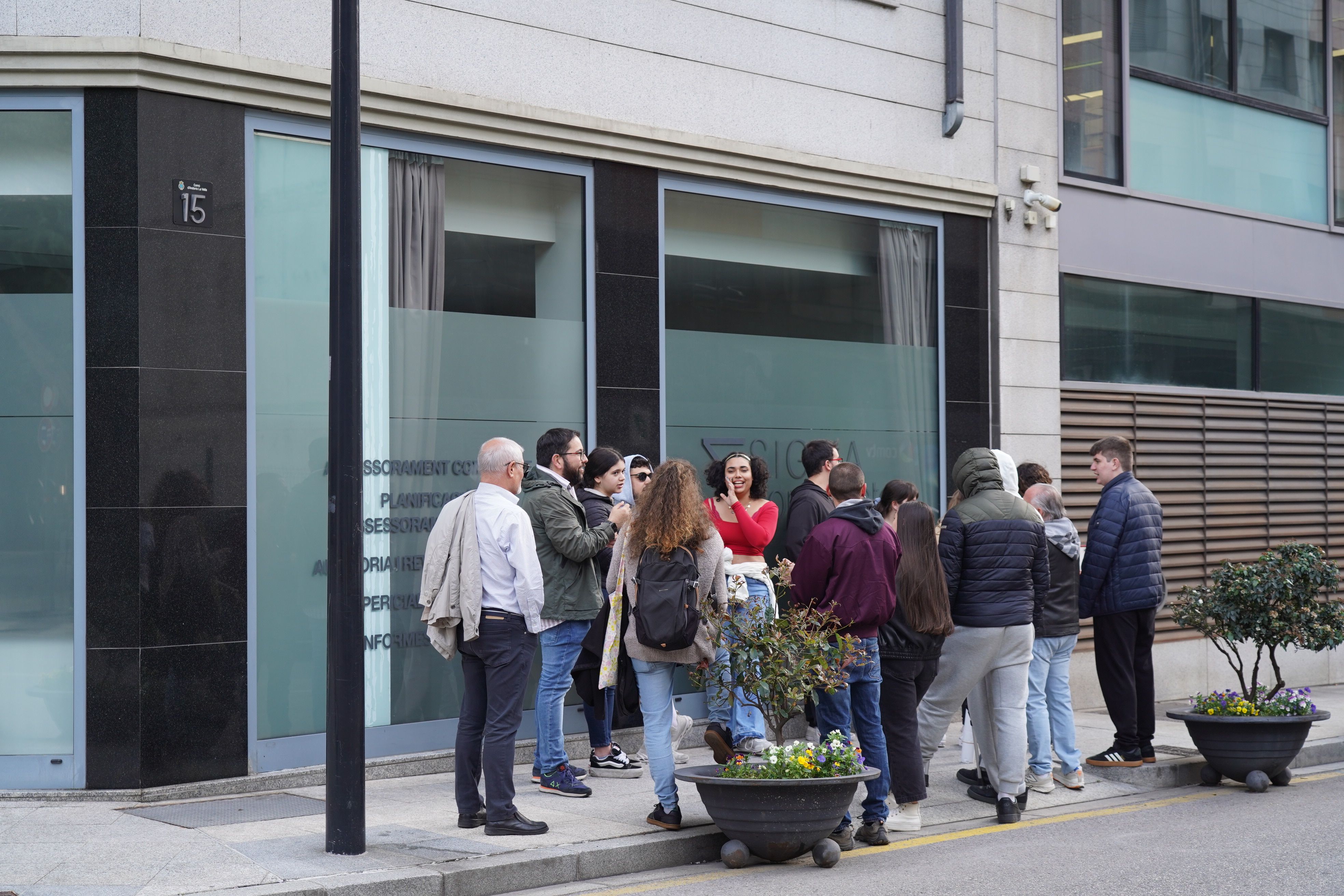 Els membres del Sindicat, al costat del Prat del Rull.