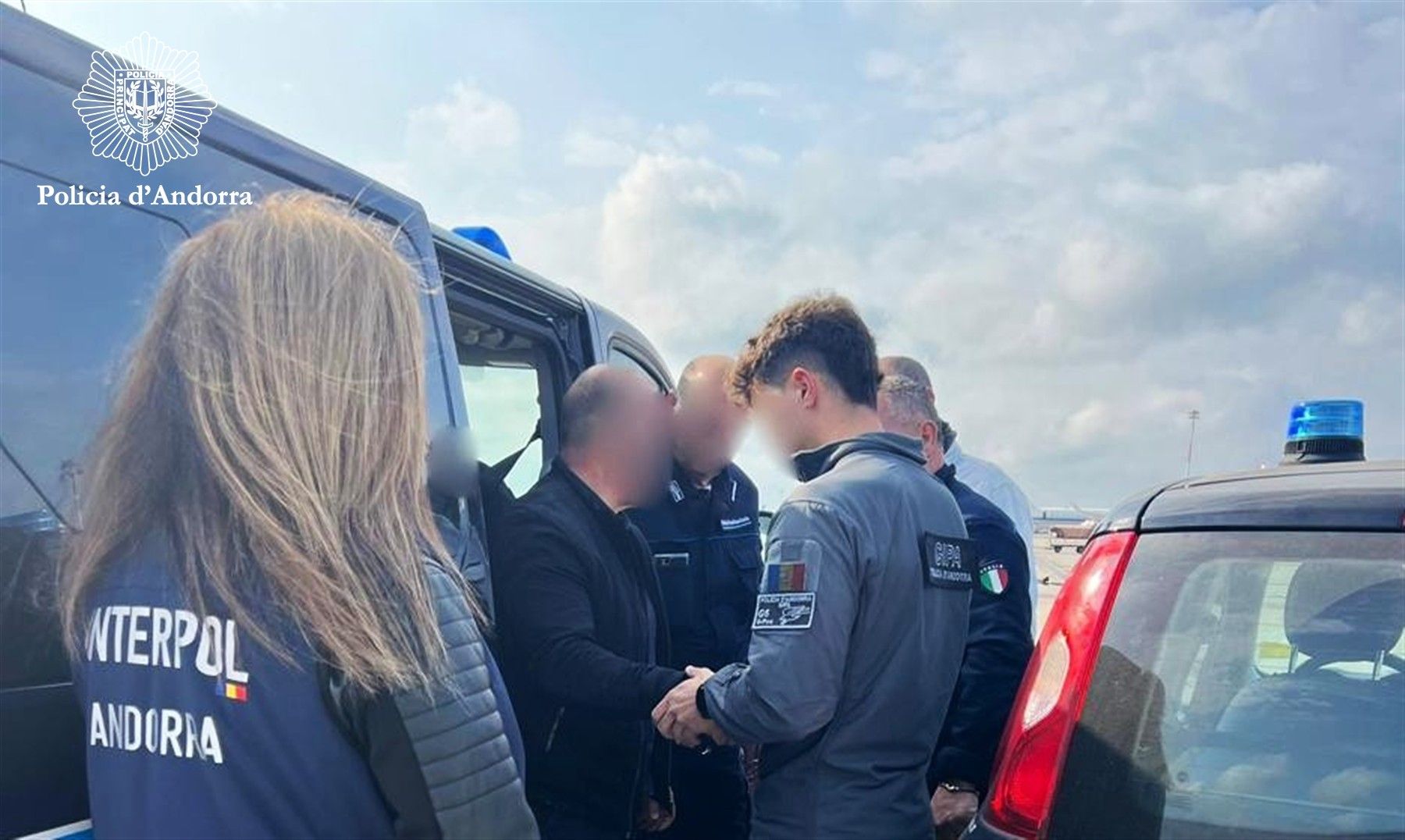 Lliurament de l'home cercat per Andorra.