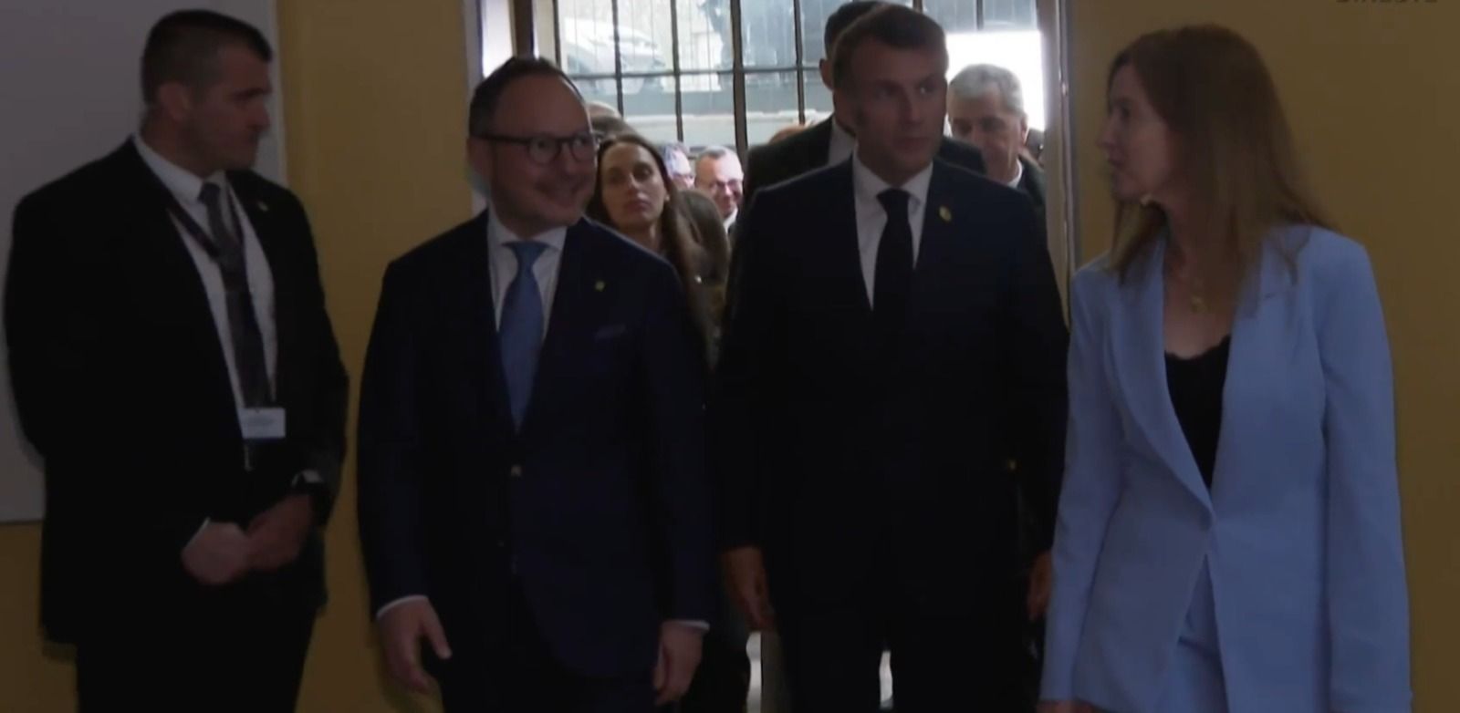 El cap de Govern conjuntament amb el copríncep francès i la directora general de FEDA, Sílvia Calvó.