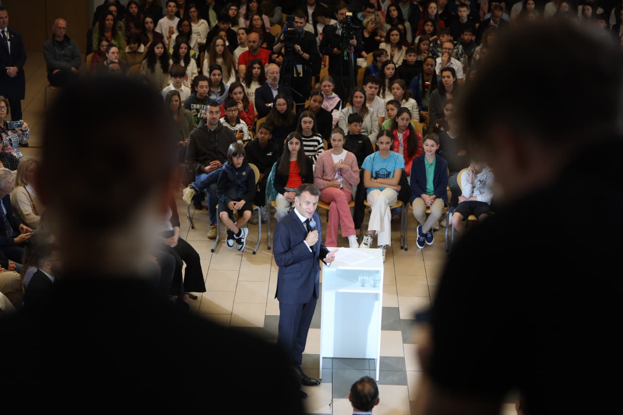 Emmanuel Macron al Lycée Comte de Foix.