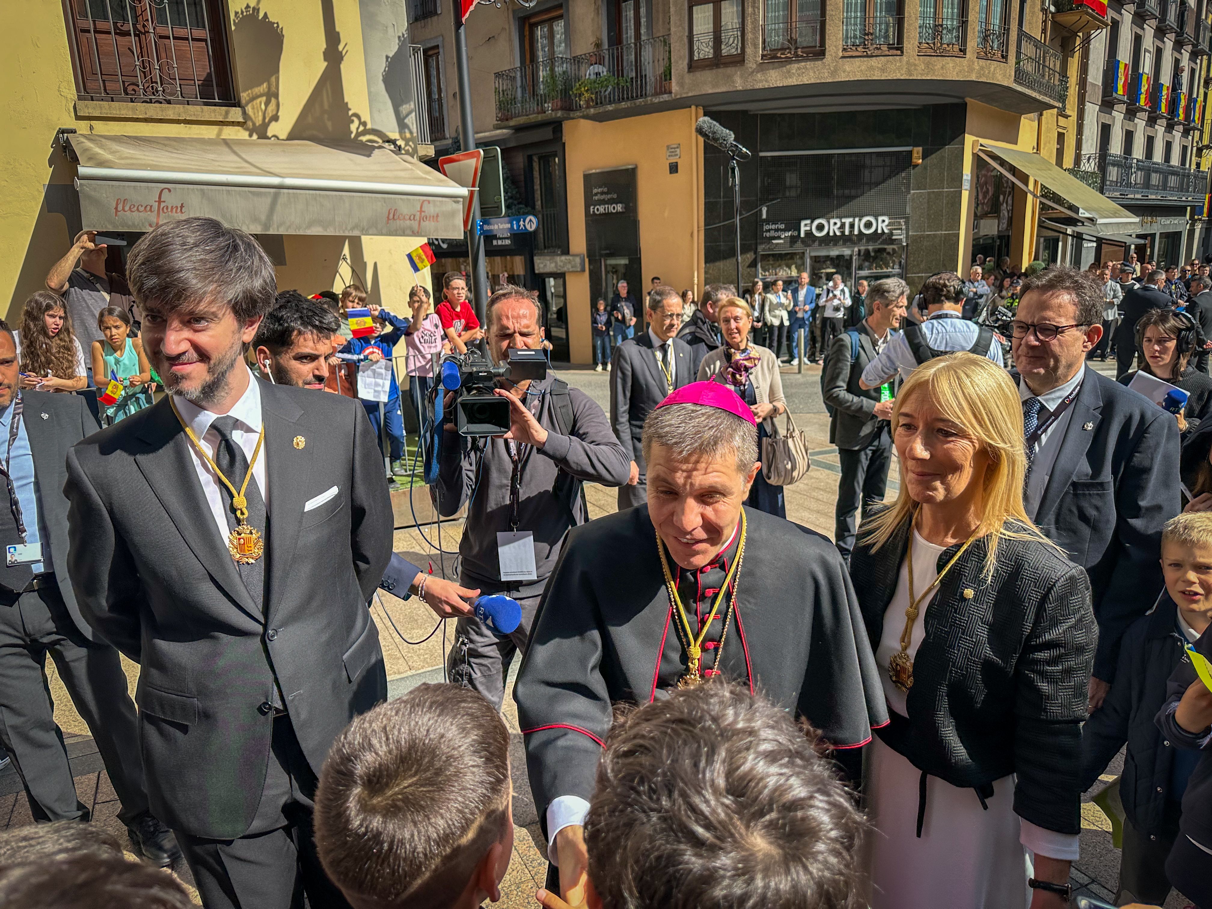 Serrano ha tingut gairebé tanta requesta com Macron.