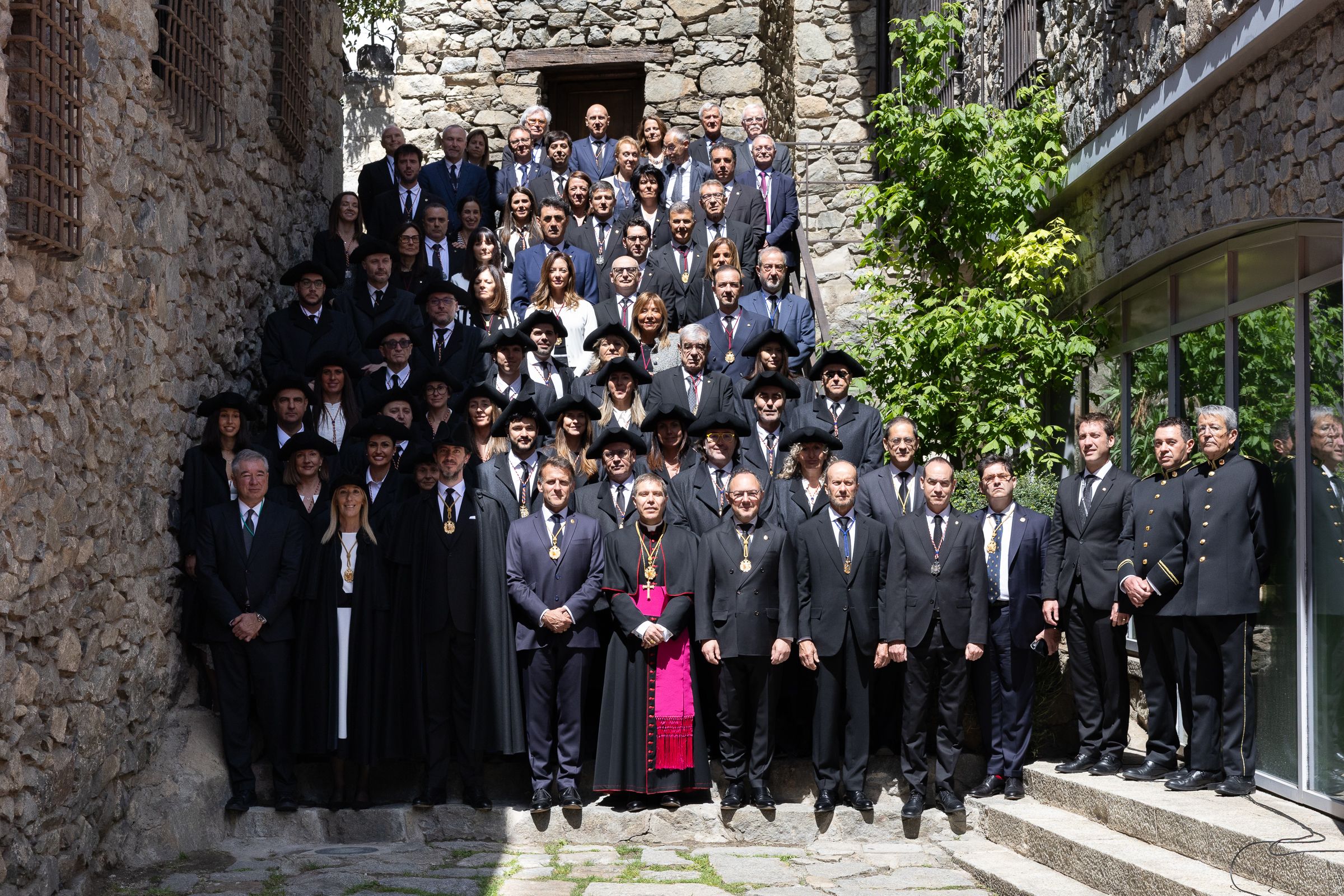 Espot afirma que “malgrat la cridòria” no canviarà el full de ruta amb l’habitatge.