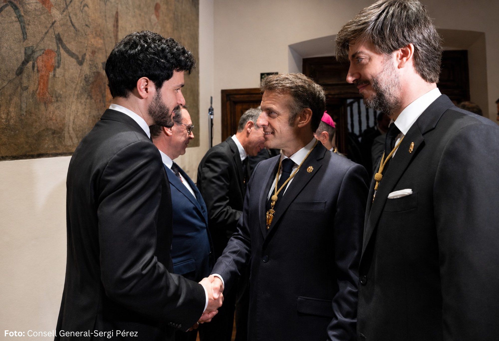 Escalé saluda el Copríncep francès, Emmanuel Macron.