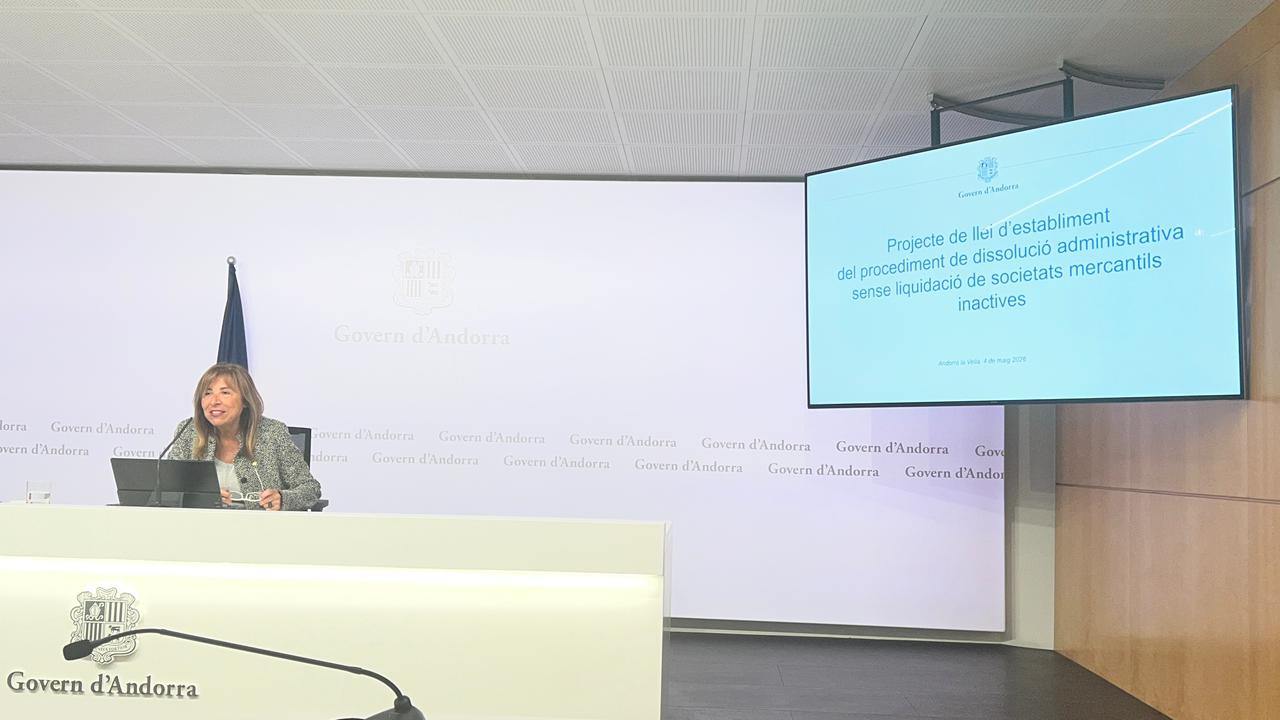 la ministra de Presidència i Economia, Conxita Marsol, durant la roda de premsa.