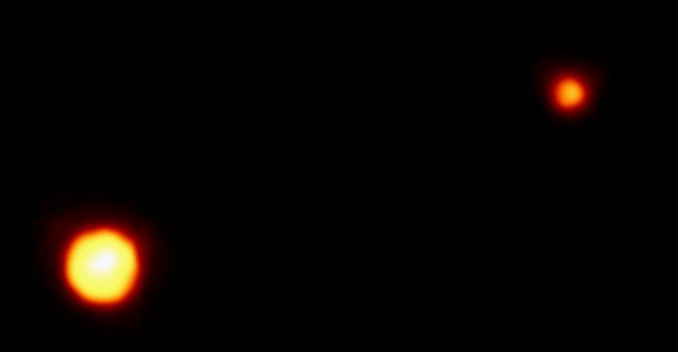Imatge de Plutó (a l'esquerra) i Charon (a la dreta) obtinguda al 1994 pel Telescopi Espacial Hubble i que va permetre mesurar les seves dimensions de manera acurada - Crèdit: ESA/ESO ST-ECF/NASA/R. Albrecht La portaveu del Sindicat, Rebeca Bonache.