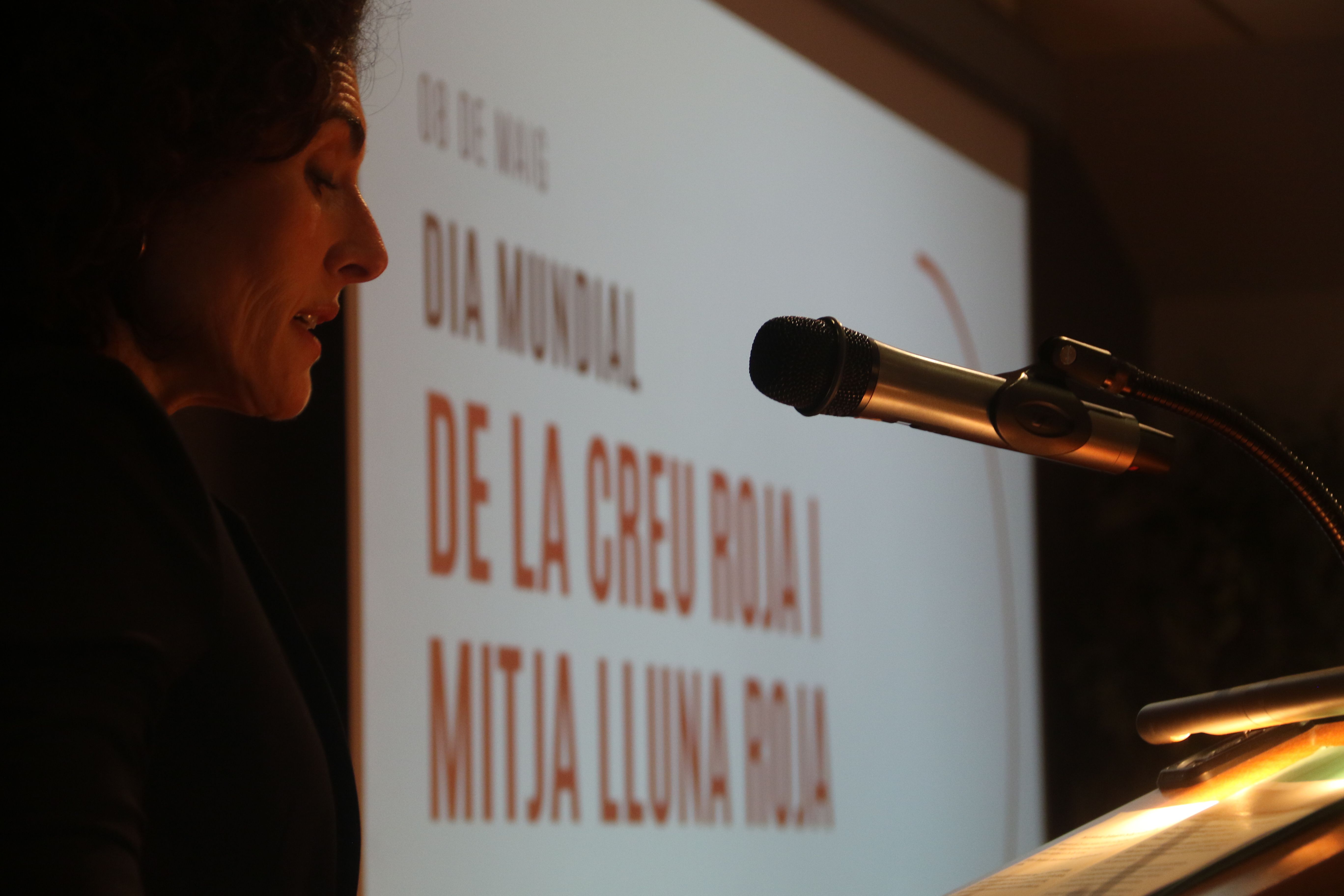 Vicky Marrugat durant la lectura del seu discurs. 