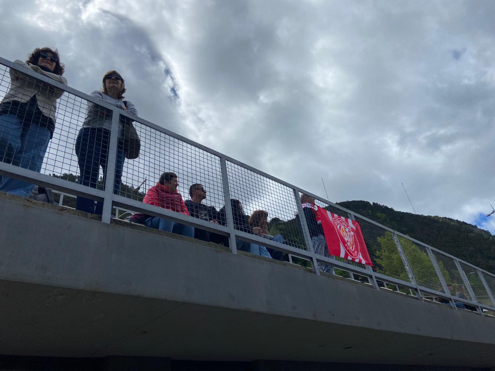 S'han acostat a Andorra alguns aficionats del Girona. S'han acostat a Andorra alguns aficionats del Girona.