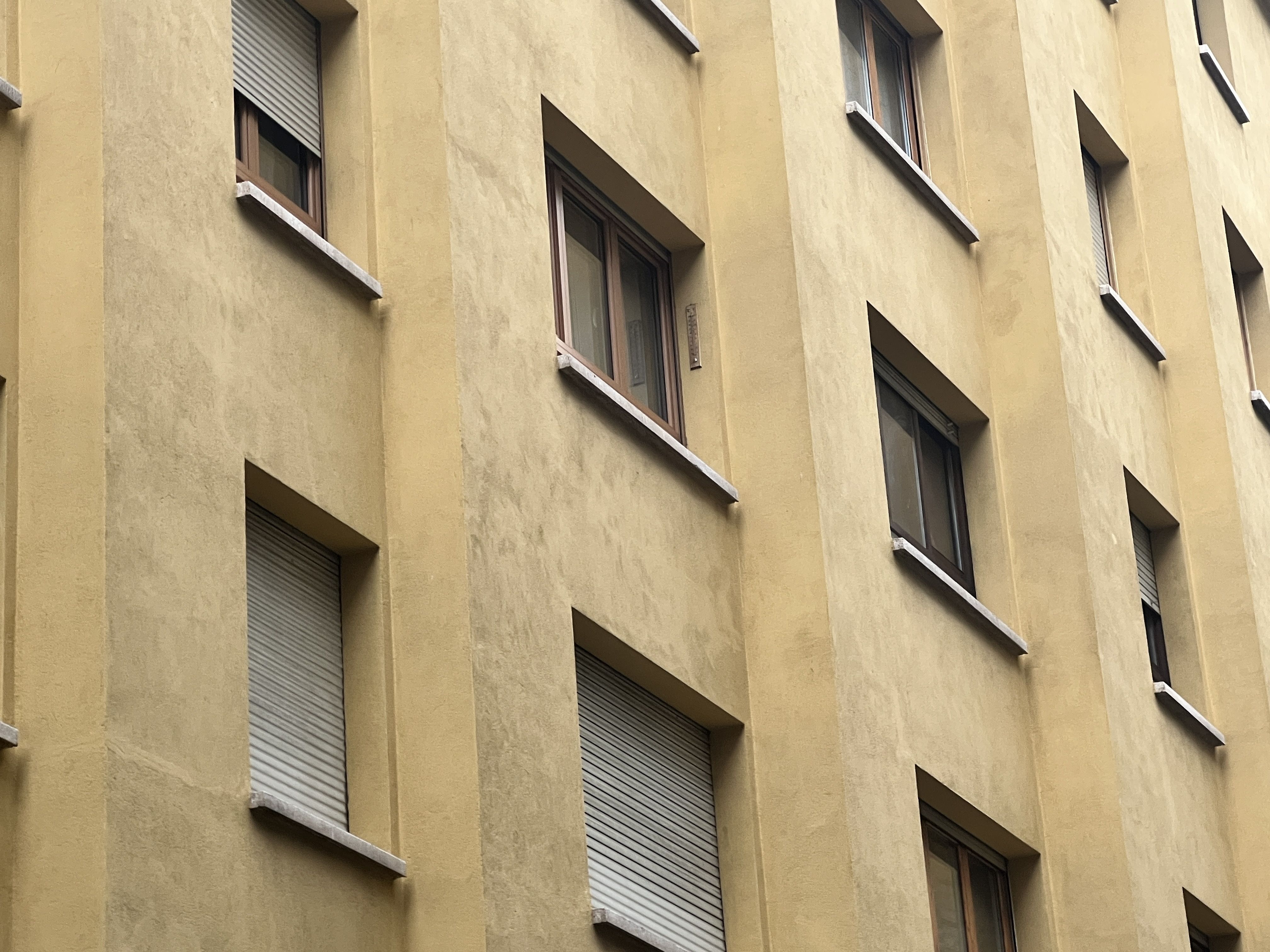 Un edifici a la zona de Prada Ramon.