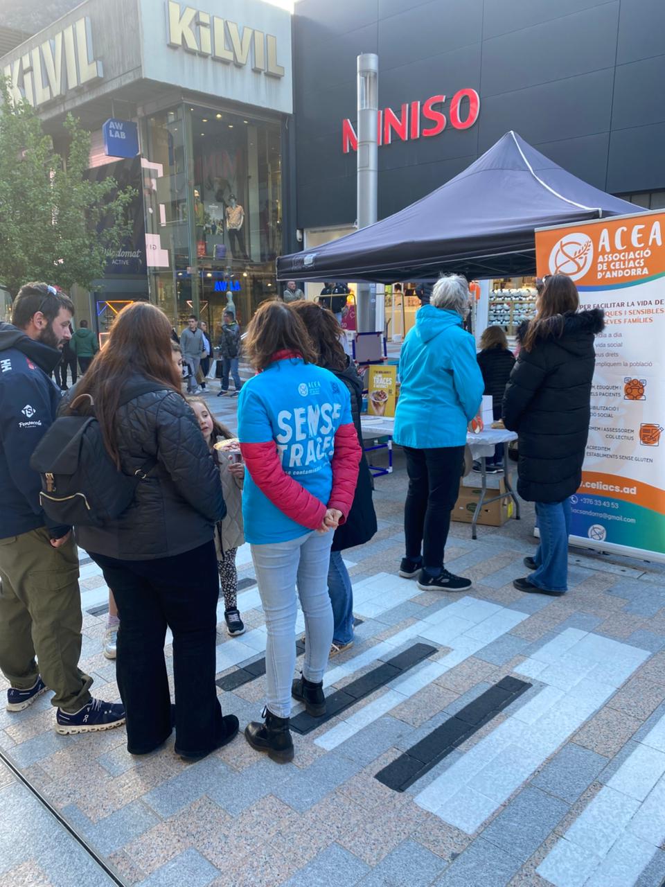 Estand d'ACEA a l'avinguda Carlemany.