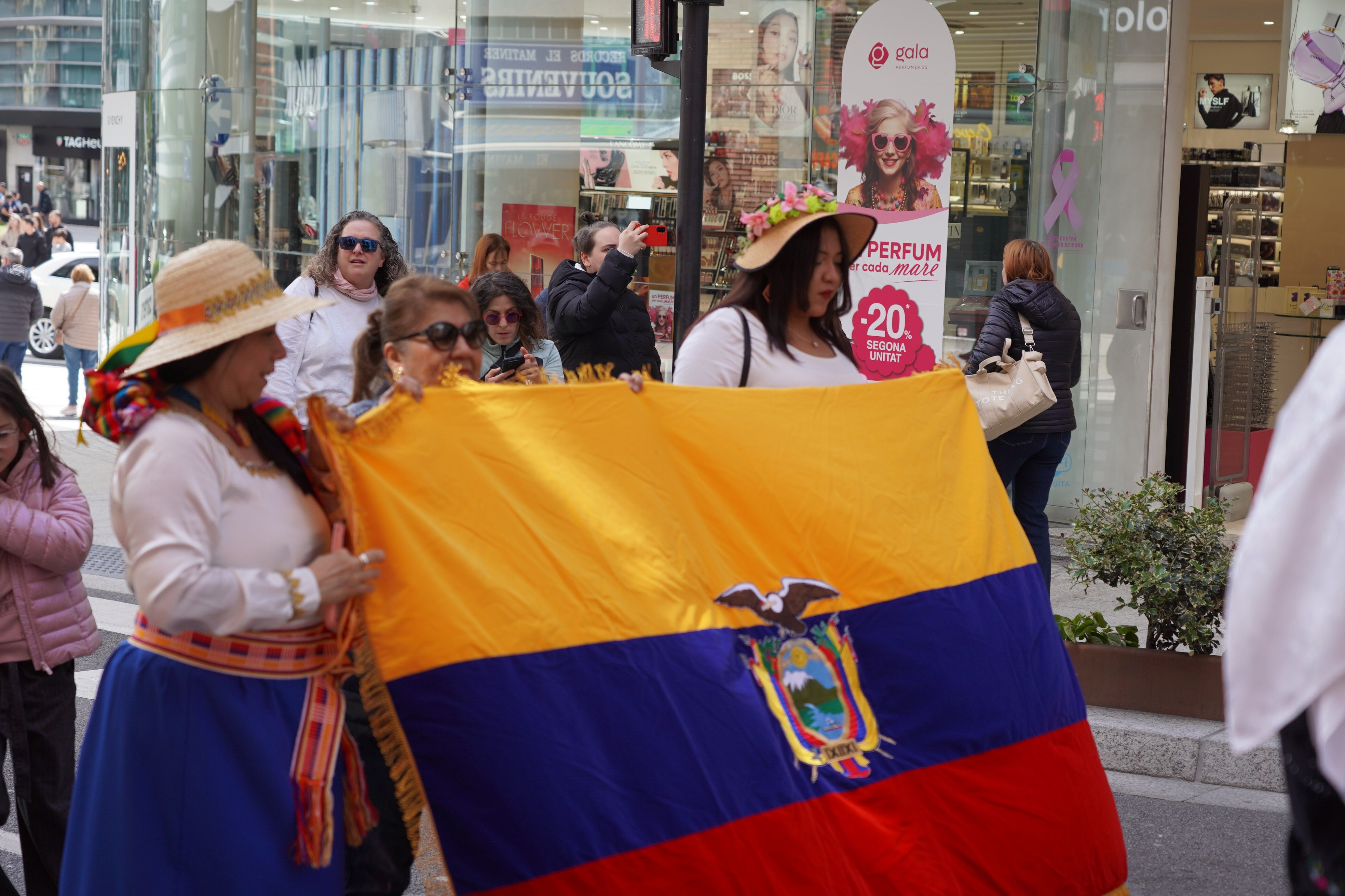 La desfilada l'ha tancat l'Equador. 