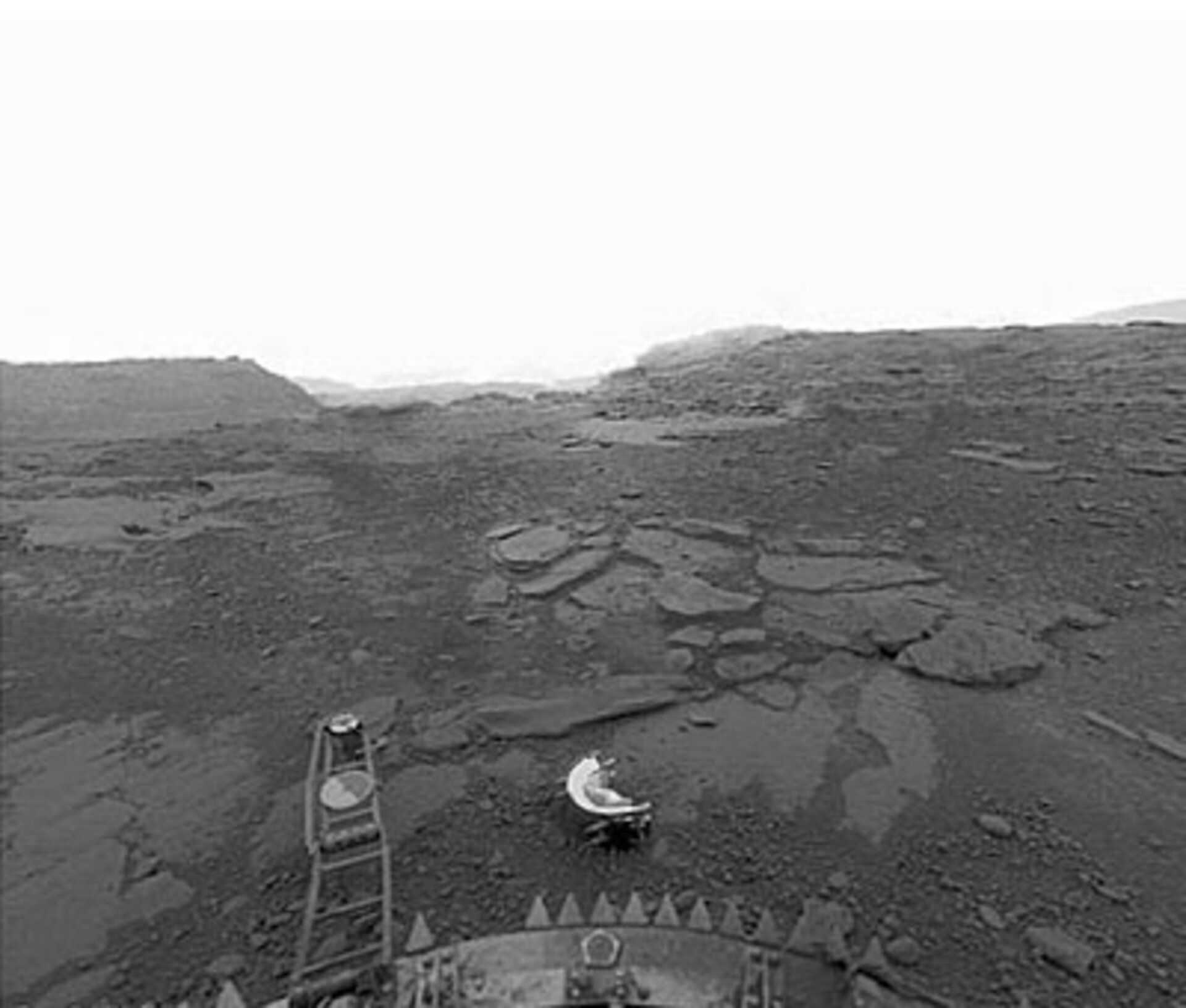 Imatge de la superfície de Venus obtinguda per la sonda Venera 13 al 1982 - Crèdit: Venera 13/Don P.Mitchell La portaveu del Sindicat, Rebeca Bonache.