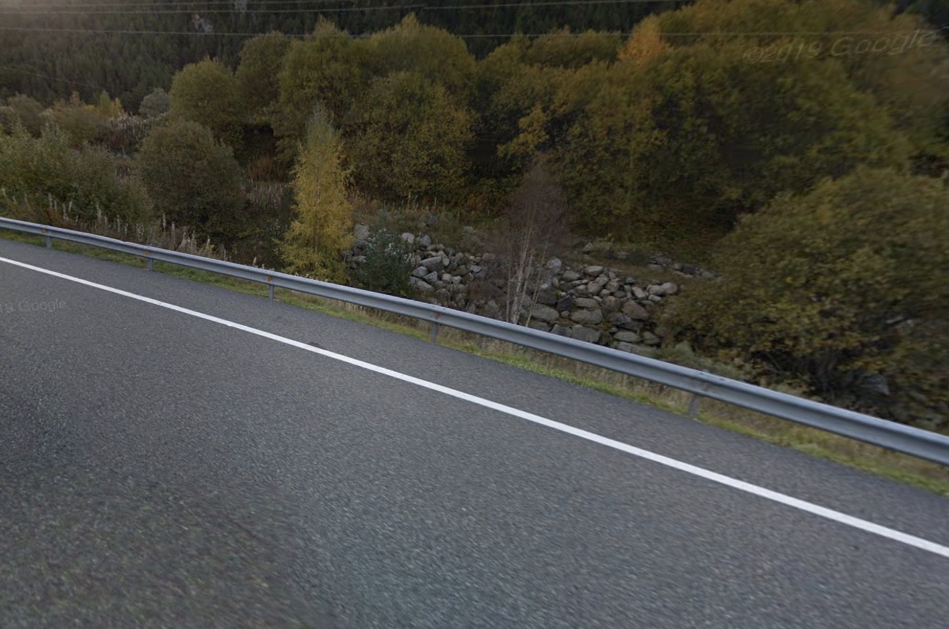 Una imatge de la carretera CS-220, en la zona on hi ha hagut l'accident.