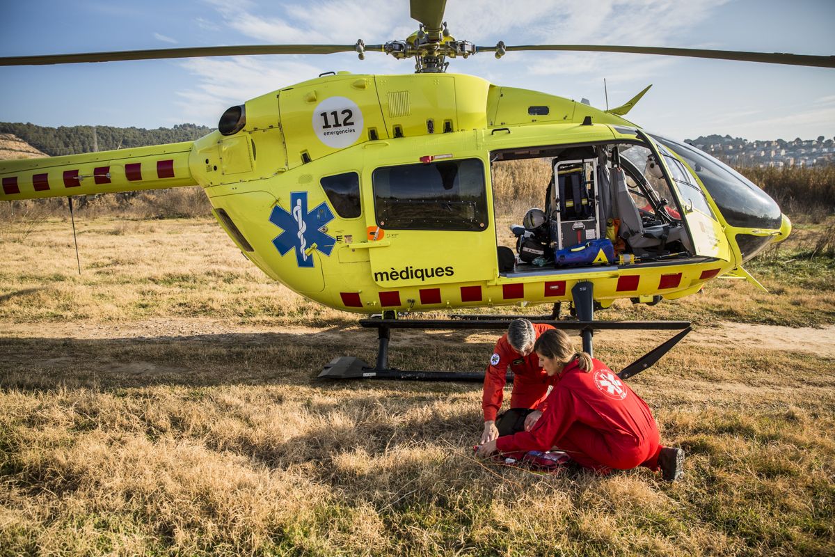L'home va ser traslladat en un helicòpter del SEM.