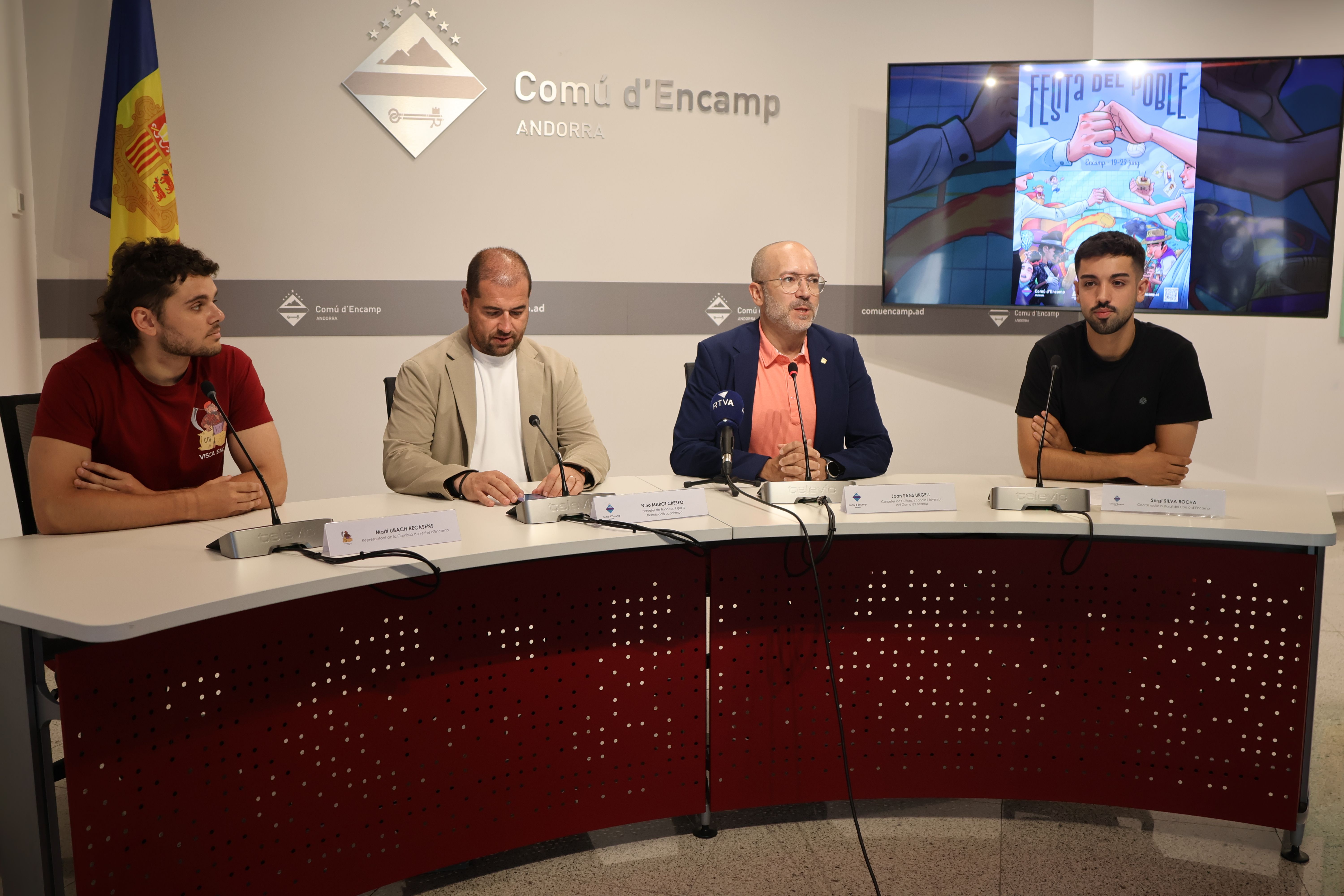 presentació festa del poble. La portaveu del Sindicat, Rebeca Bonache.