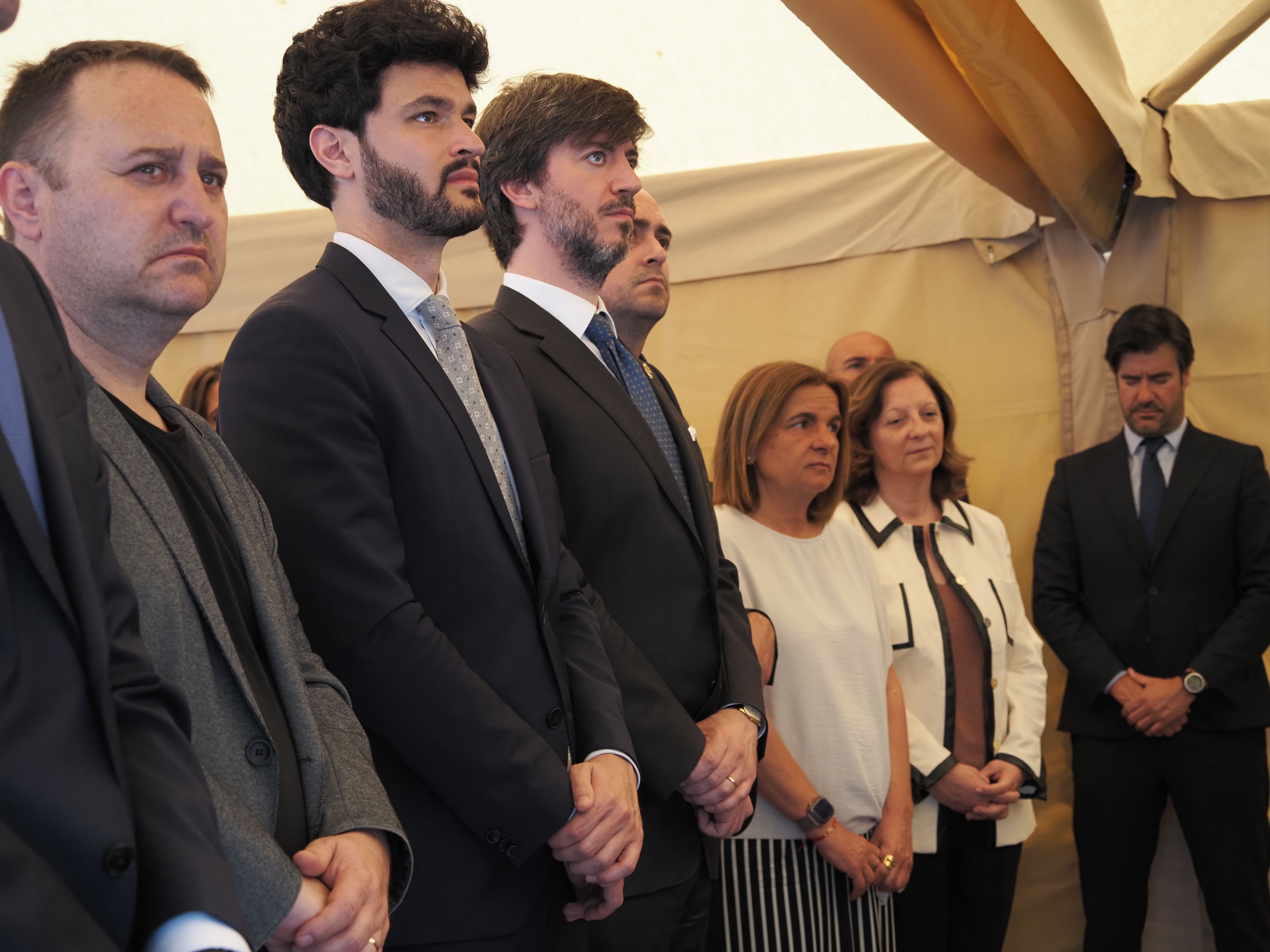 Autoritats assistents a la col·locació de la primera pedra de la residència. Autoritats assistents a la col·locació de la primera pedra de la residència.