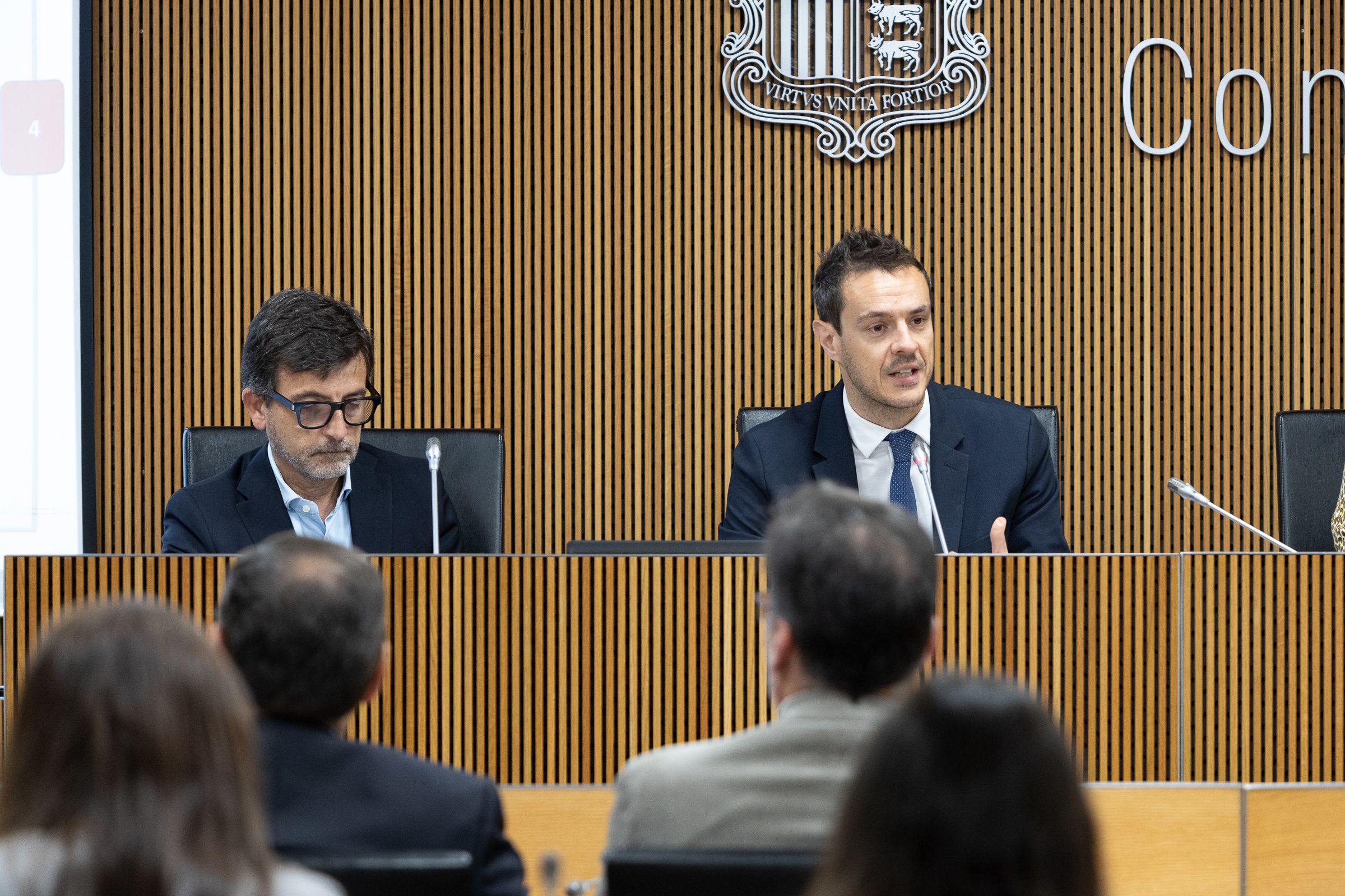 Jordi Cinca i Marc Galabert, durant la compareixença al Consell.