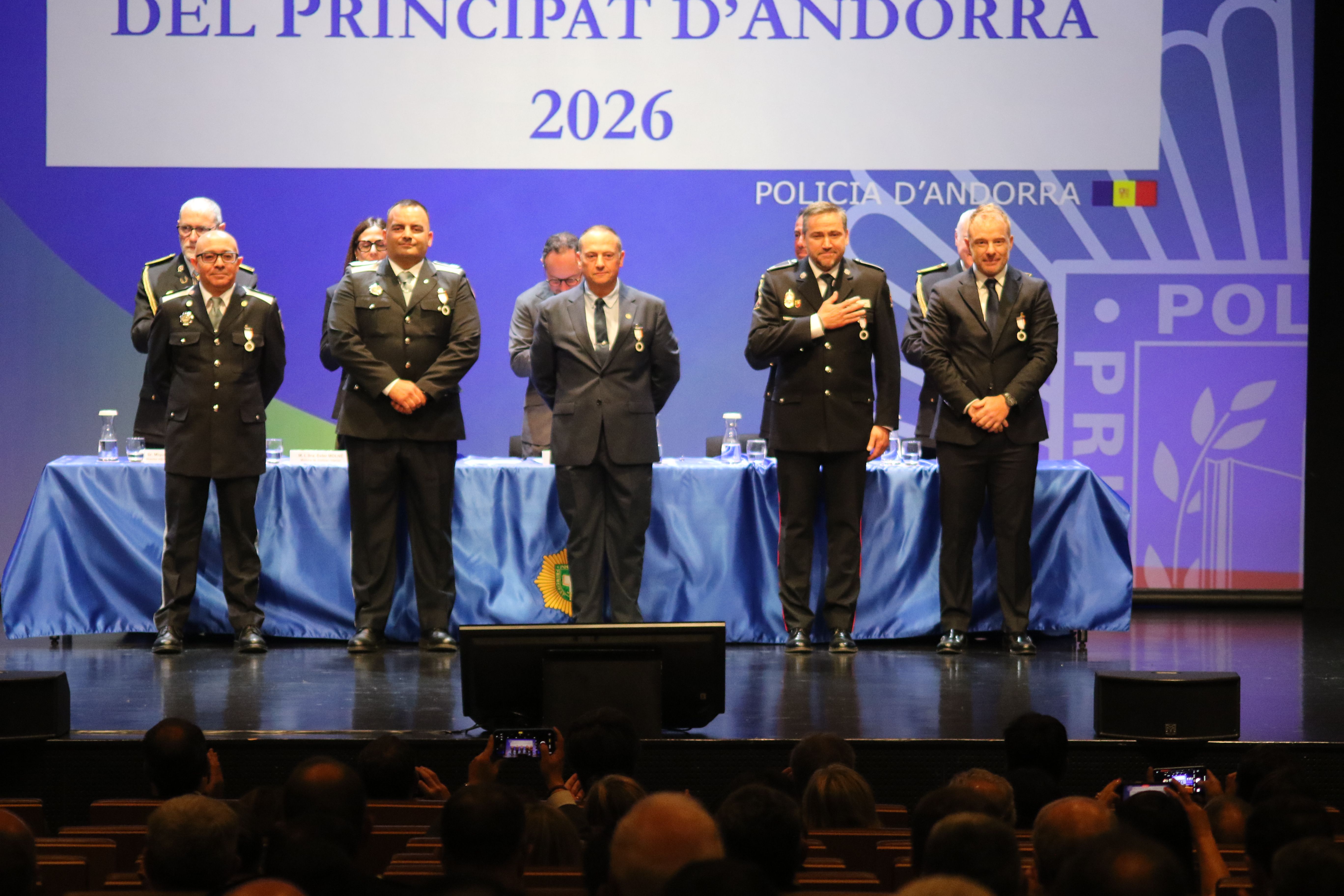 Comandaments de serveis de circulació i el director de bombers i de Protecció Civil.