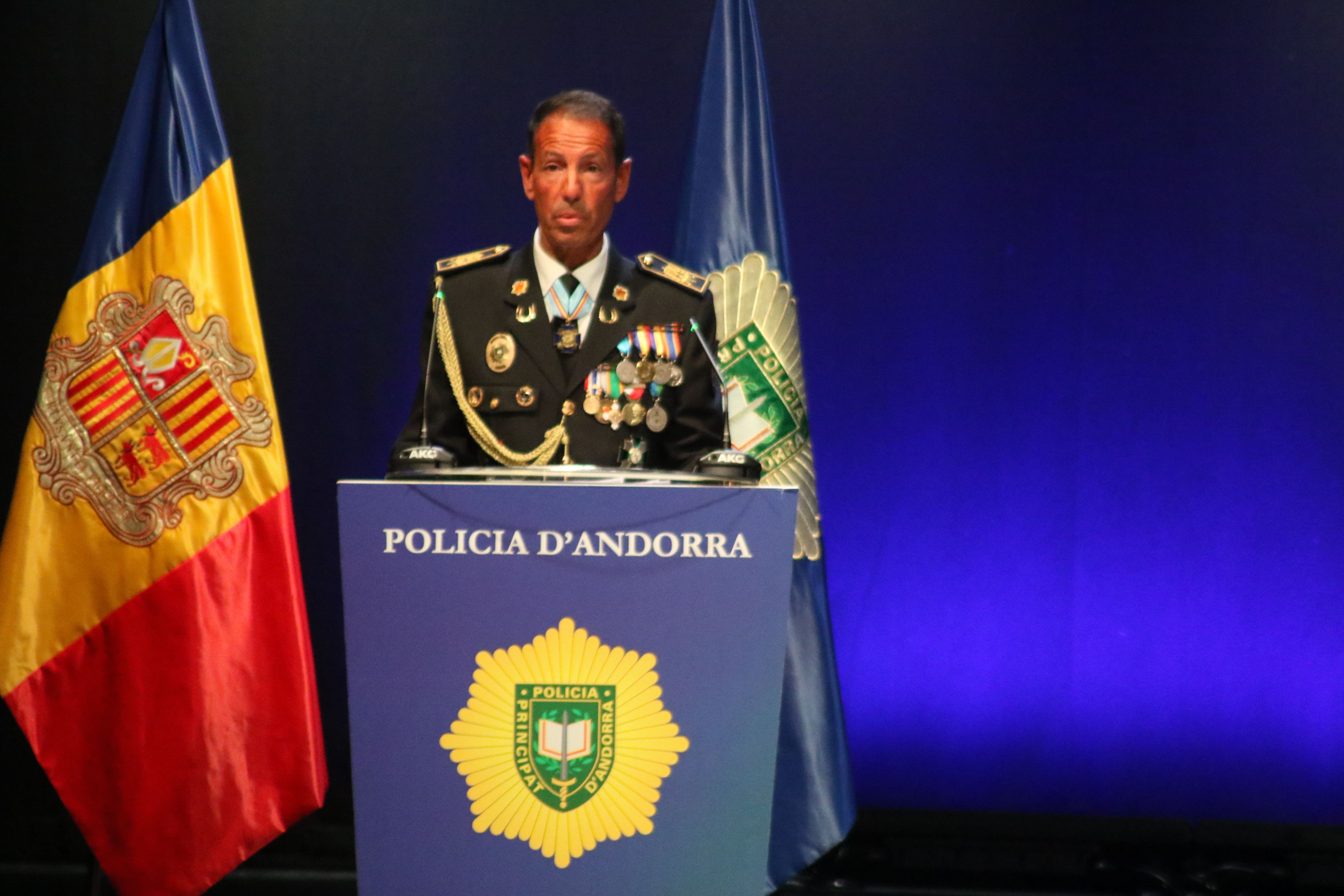 Discurs del director de la policia. 