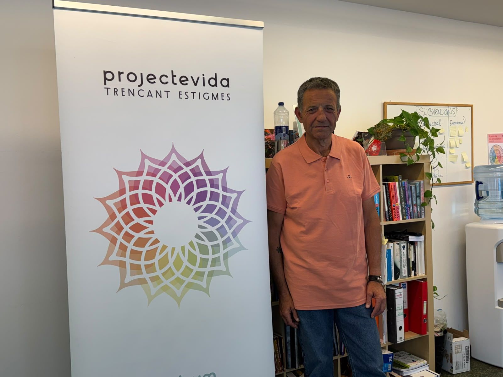 Pep Castellón a les oficines de Projecte Vida. La portaveu del Sindicat, Rebeca Bonache.