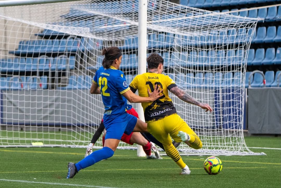 El jugador en qüestió, Borja Arellano, abans de desvincular-se del club per marxar a l'Inter.