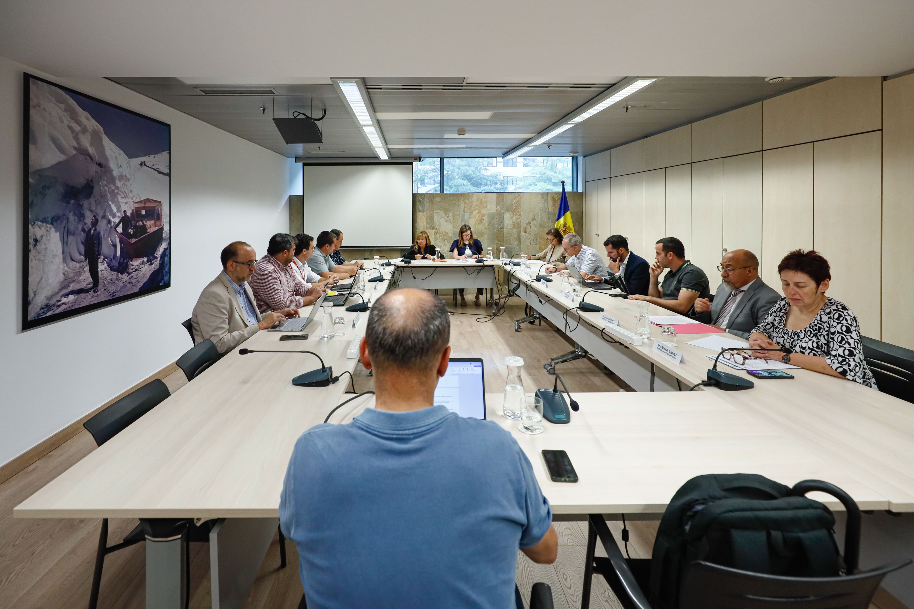 Un moment de la reunió del Consell Econòmic i Social. Un moment de la reunió del Consell Econòmic i Social.