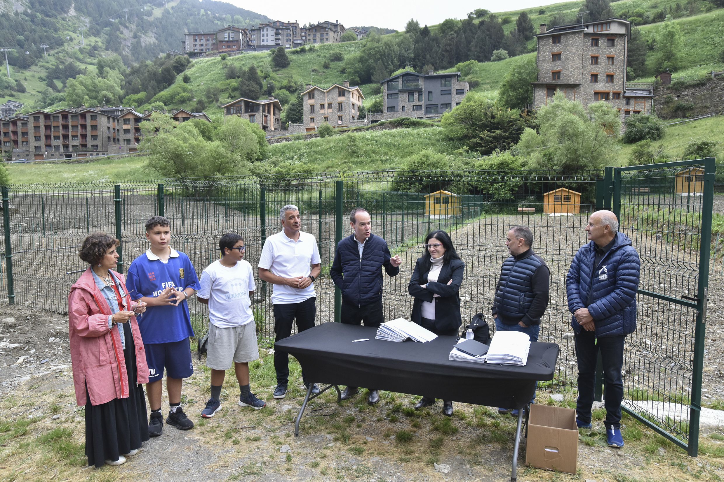 Canillo entrega les claus dels Horts Socials i dels Horts de la Gent Gran a una cinquantena de participants.