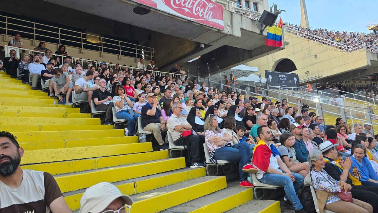 Integrants de la delegació andorrana que ha anat a veure el Papa.