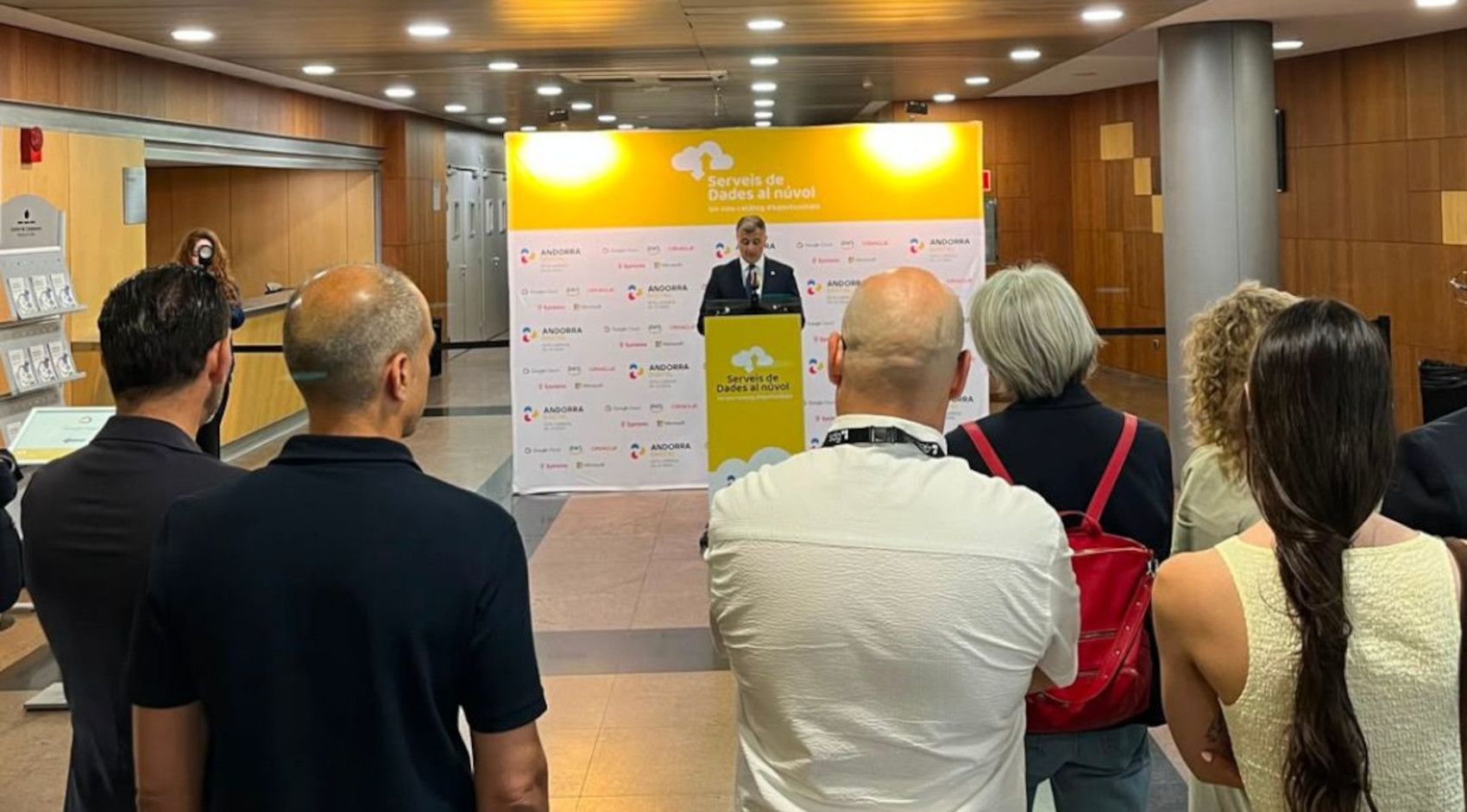 Rlossell ha obert la jornada per presentar l'acord amb els proveïdors internacionals. Rlossell ha obert la jornada per presentar l'acord amb els proveïdors internacionals.