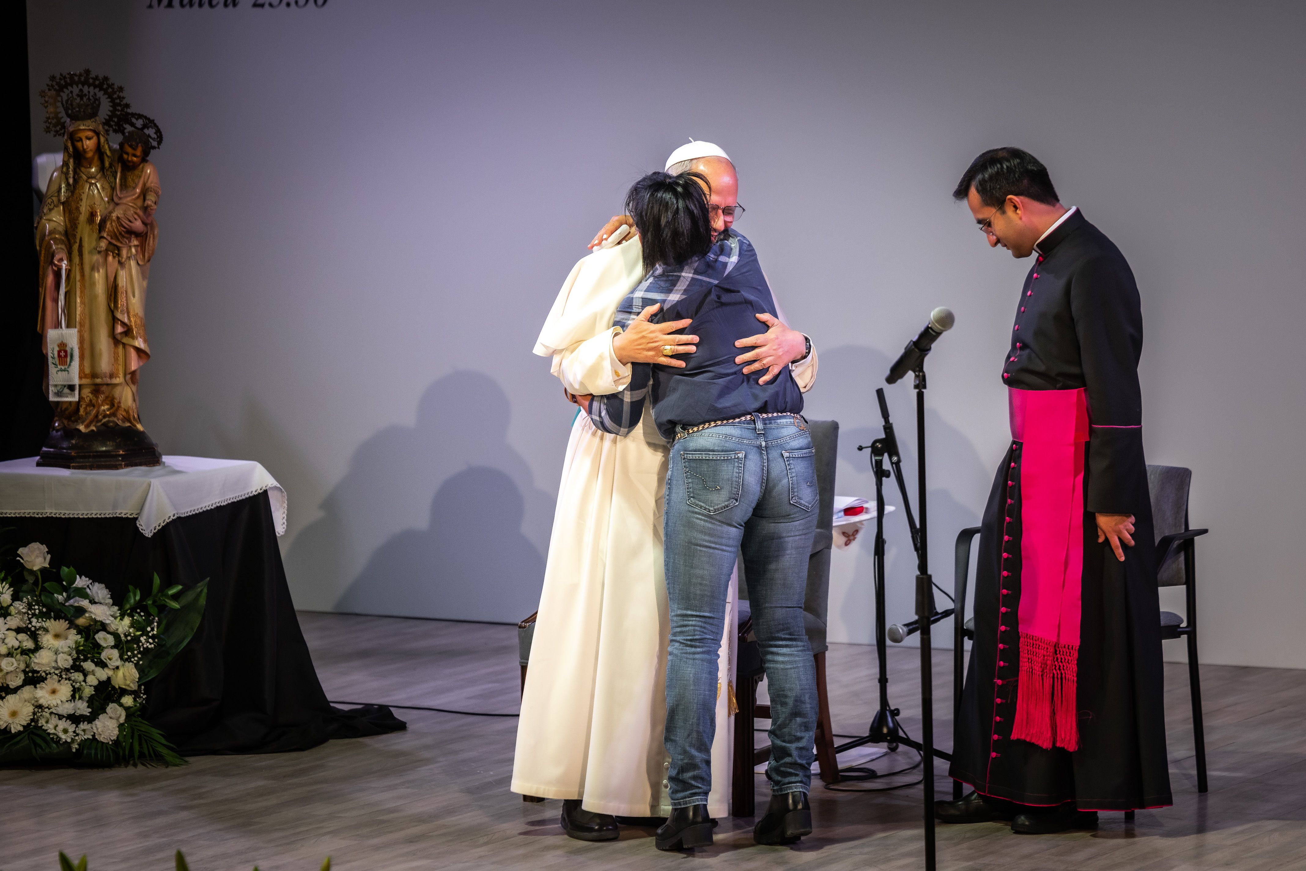 El Papa amb una reclusa de Brians I.