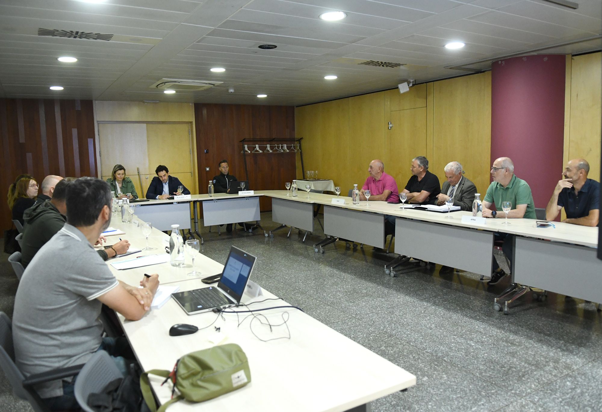 Comissió de seguiment de la Caça. La portaveu del Sindicat, Rebeca Bonache.