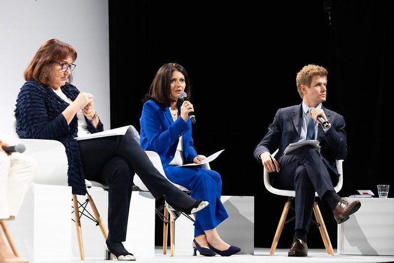 La ministra d’Afers Exteriors, Imma Tor, durant la conferència.