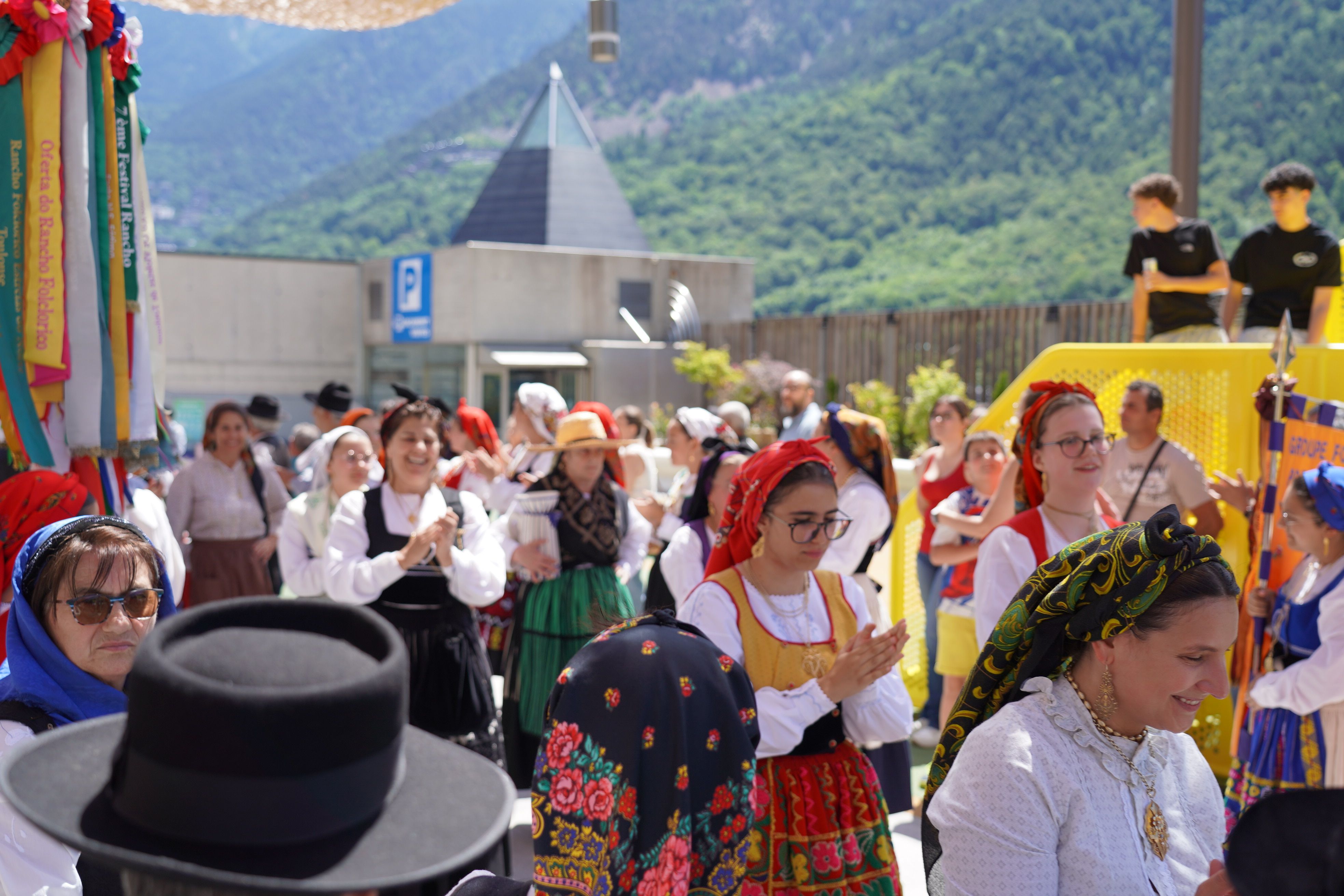 Passadís de les associacions d'Encamp i Tarascon. 