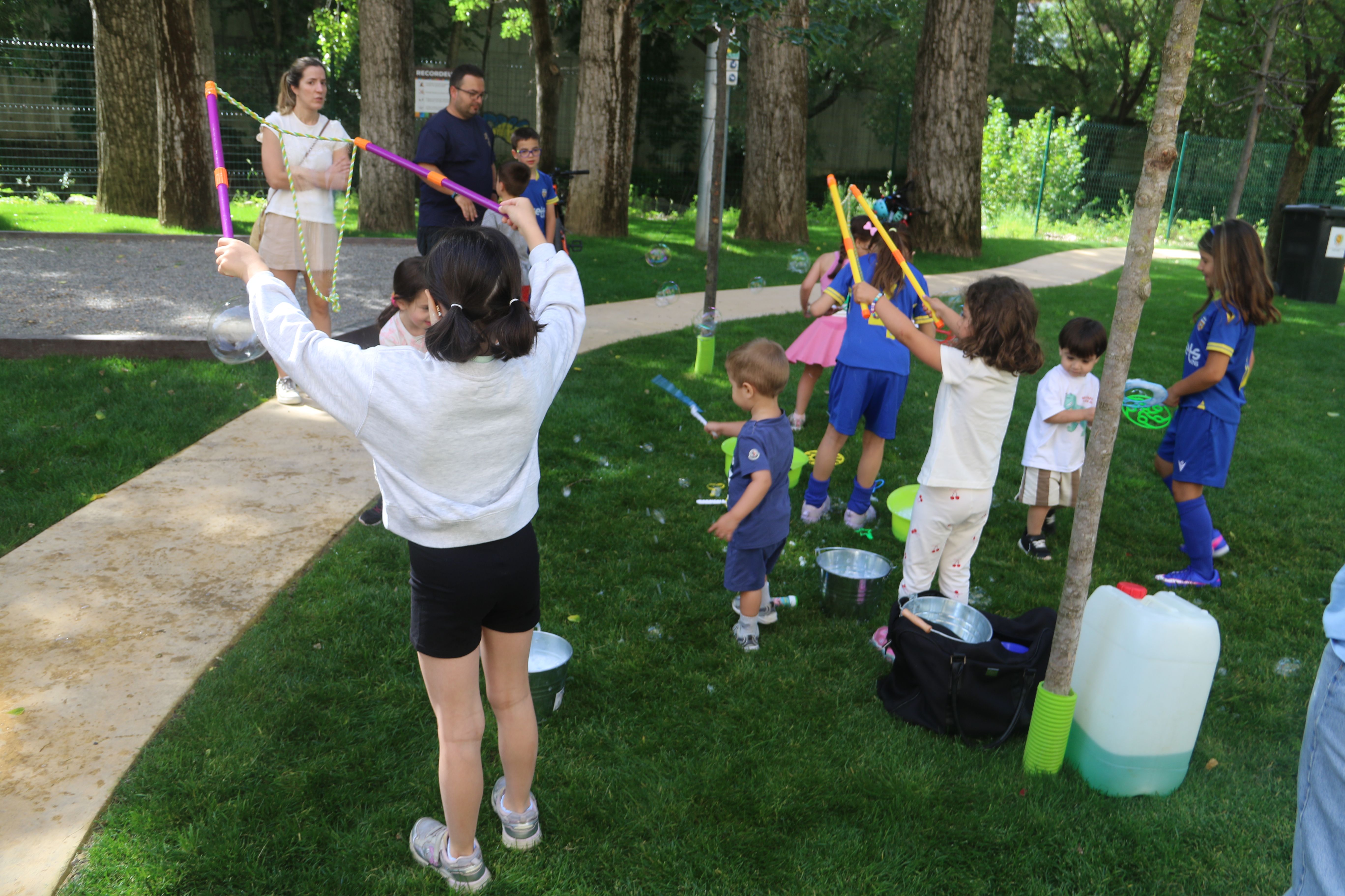 Activitats per estrenar el parc. Activitats per estrenar el parc.