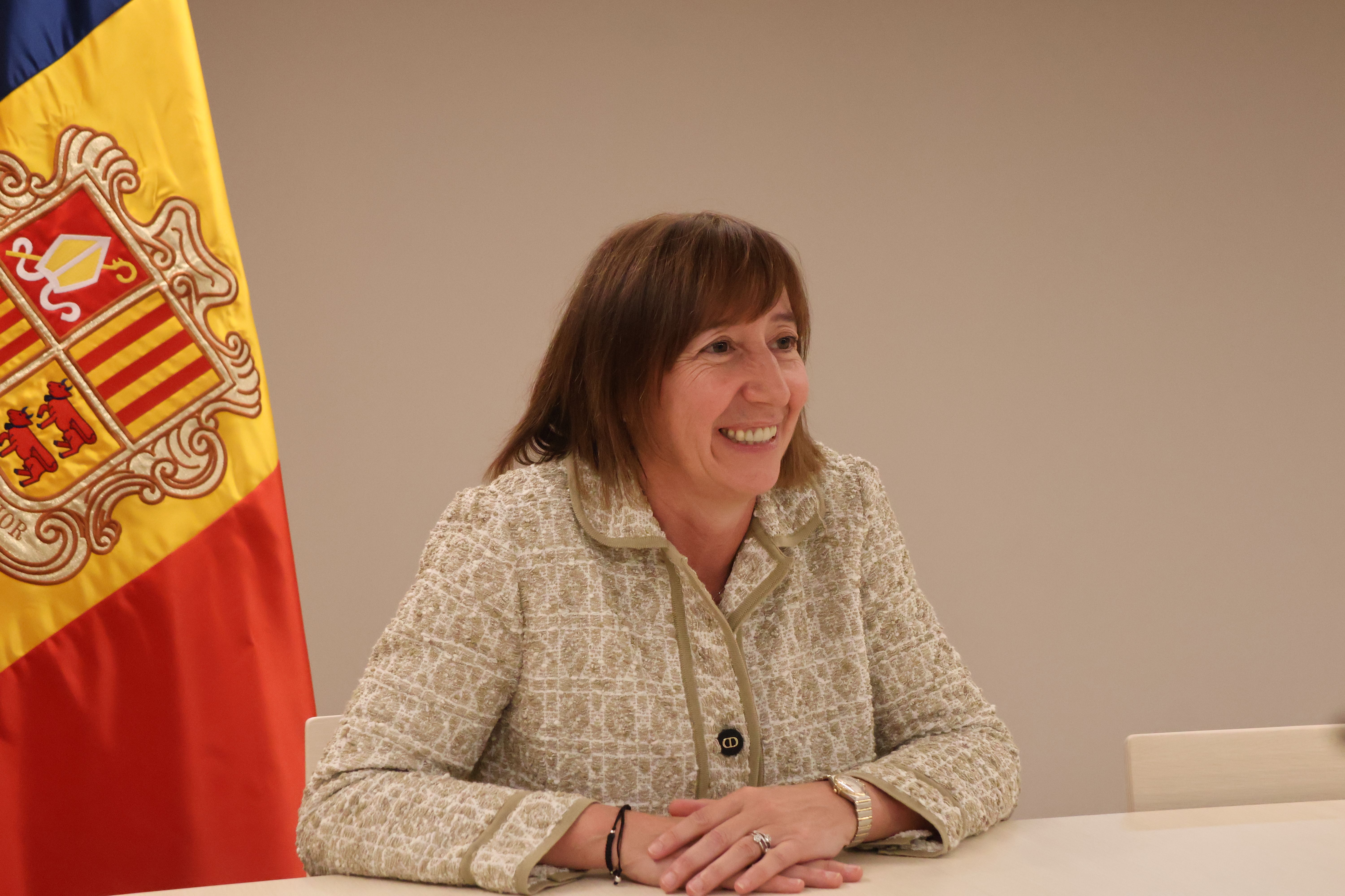 Eva Descarrega. Eva Descarrega.