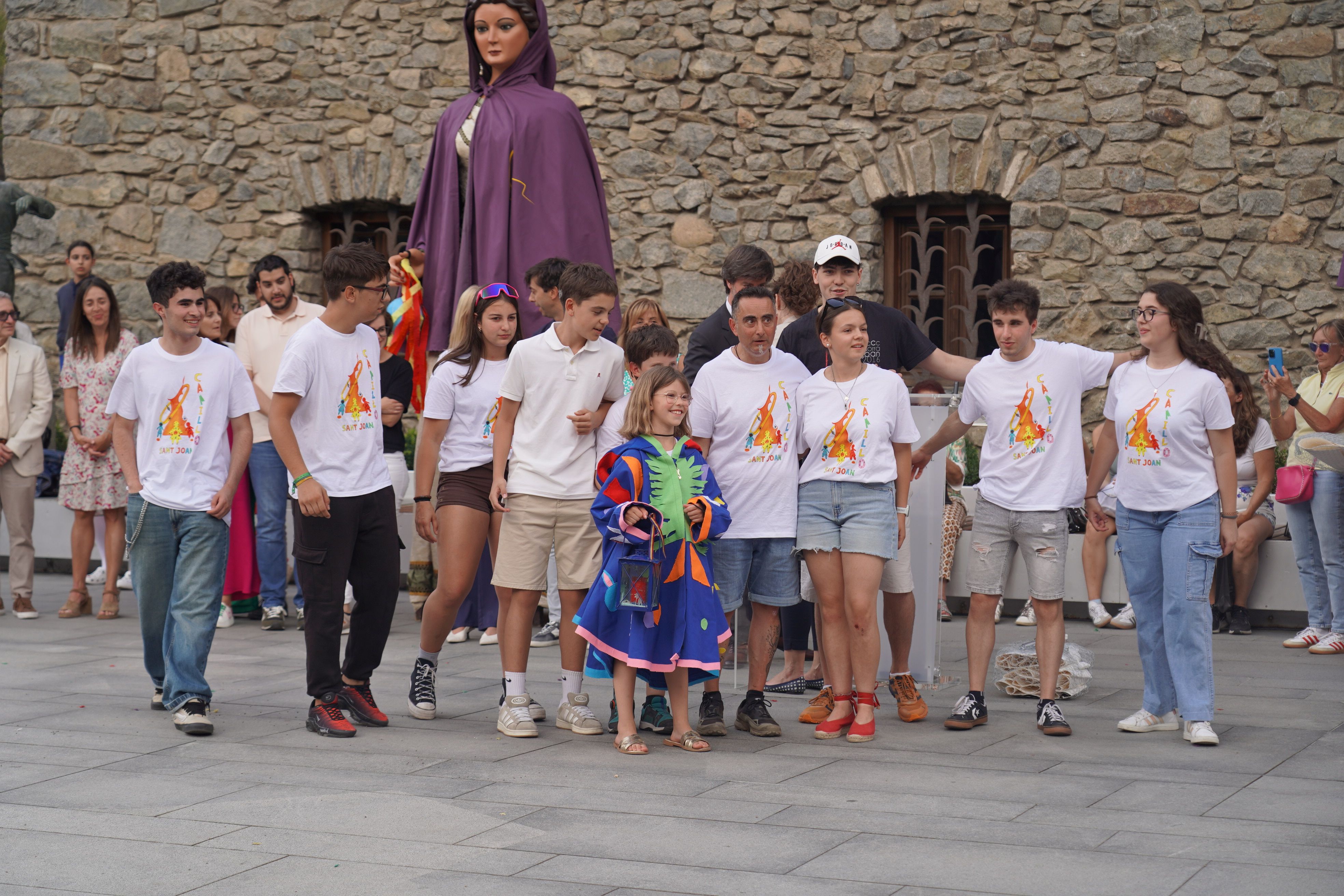 Traspàs de la flama del Canigó a Canillo. Traspàs de la flama del Canigó a Canillo.