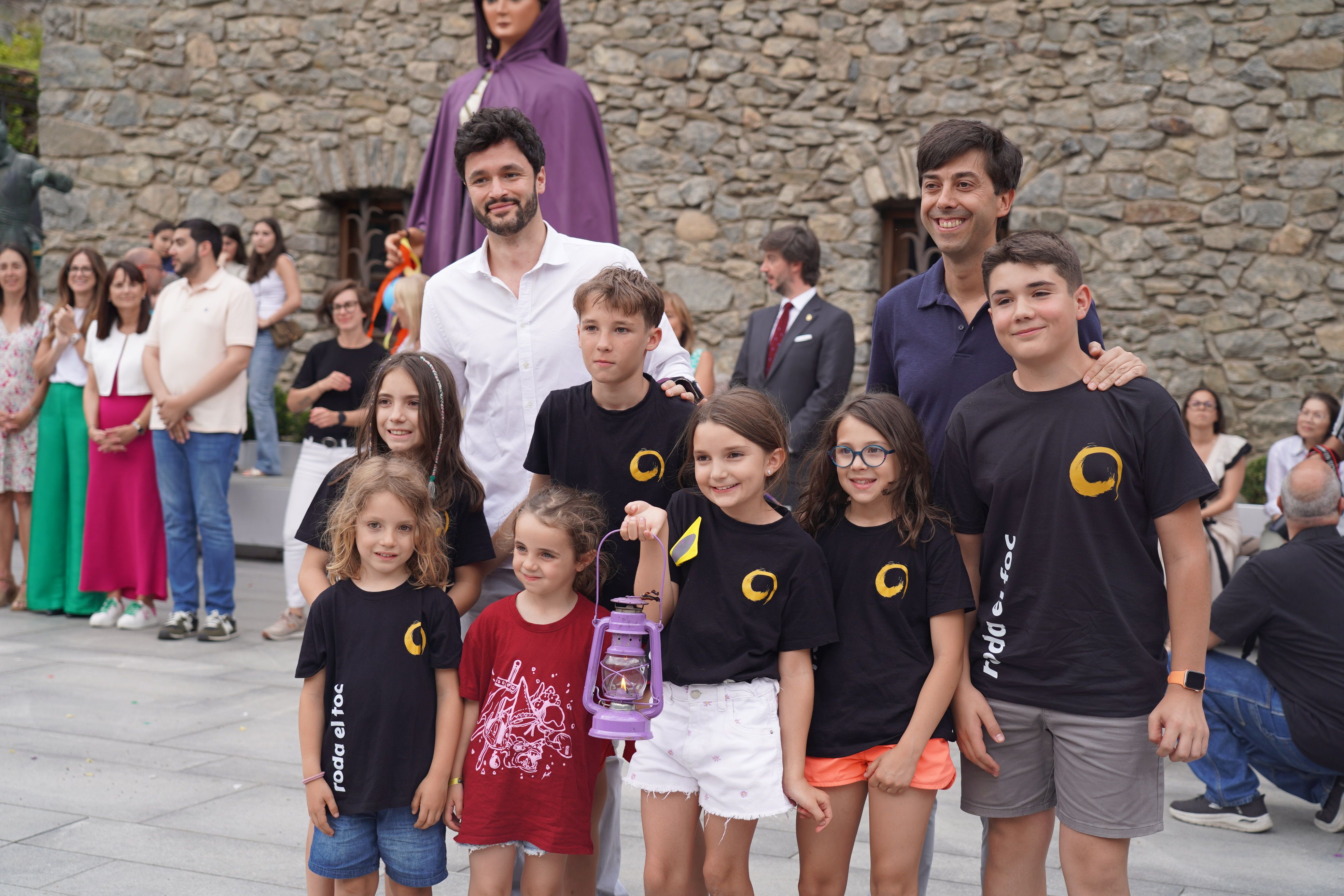 Traspàs de la flama del Canigó a Andorra la Vella. Traspàs de la flama del Canigó a Andorra la Vella.