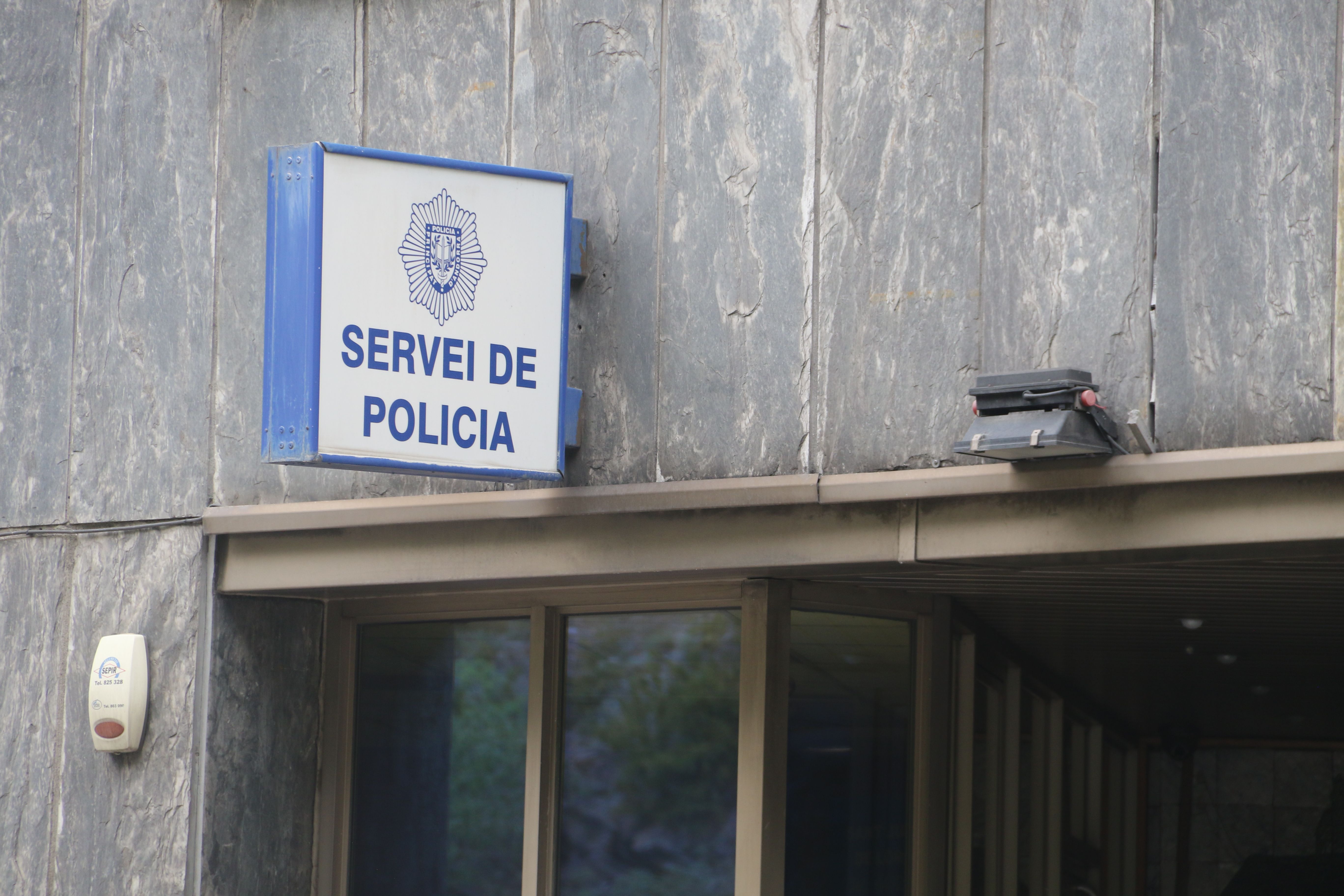 Despatx de policia a Sant Julià. Despatx de policia a Sant Julià.