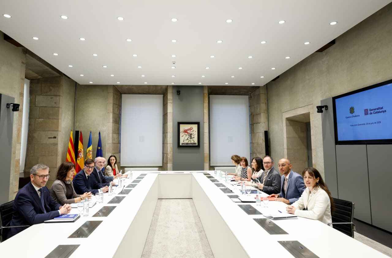 Un moment de la reunió de treball.