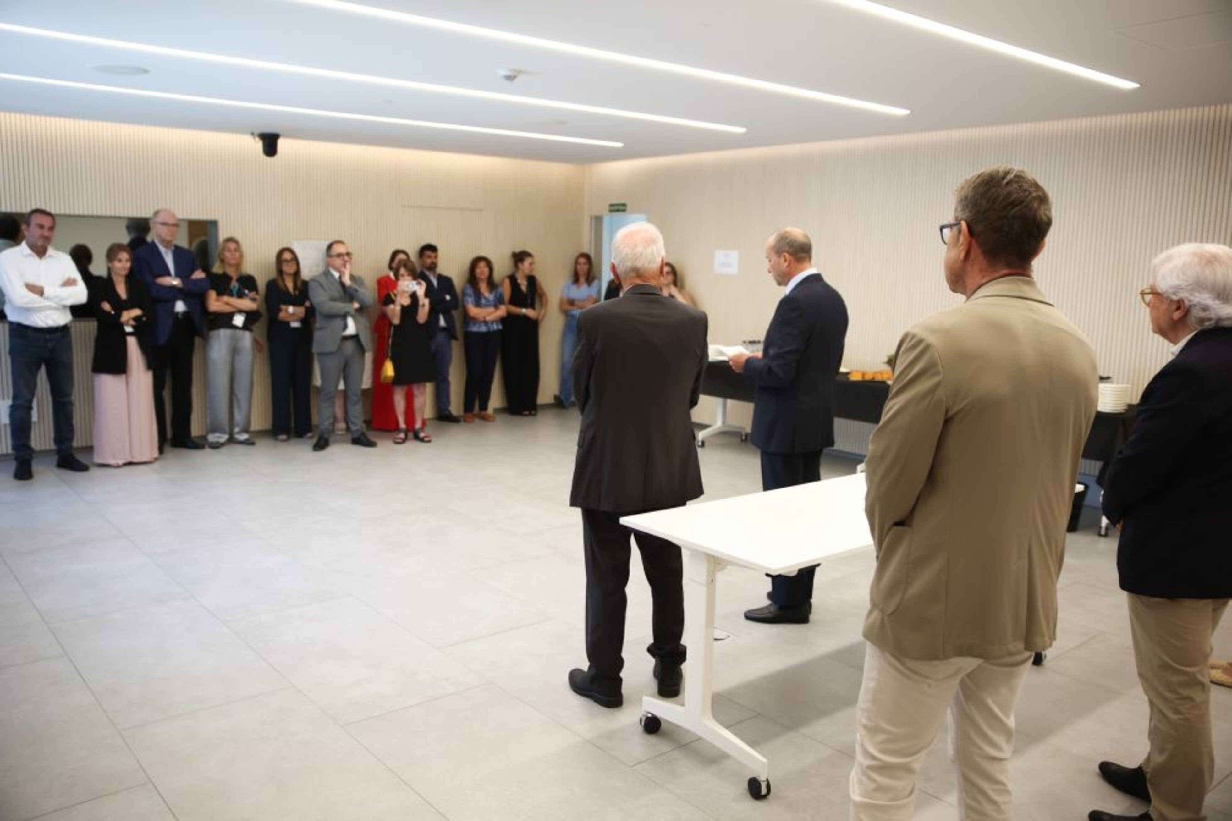 Un moment de l'acte d'homenatge.