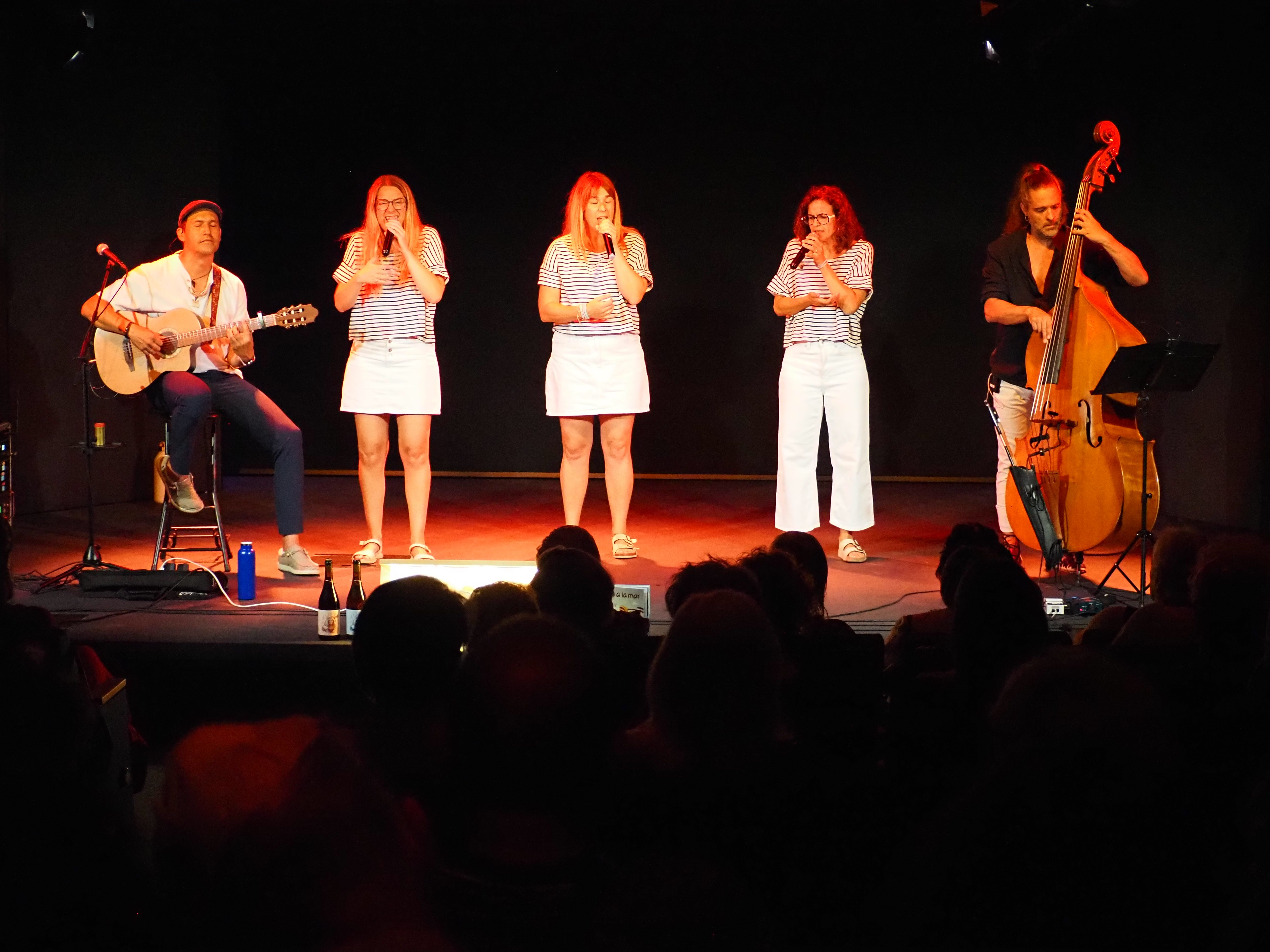 Un moment del concert d'havaneres.
