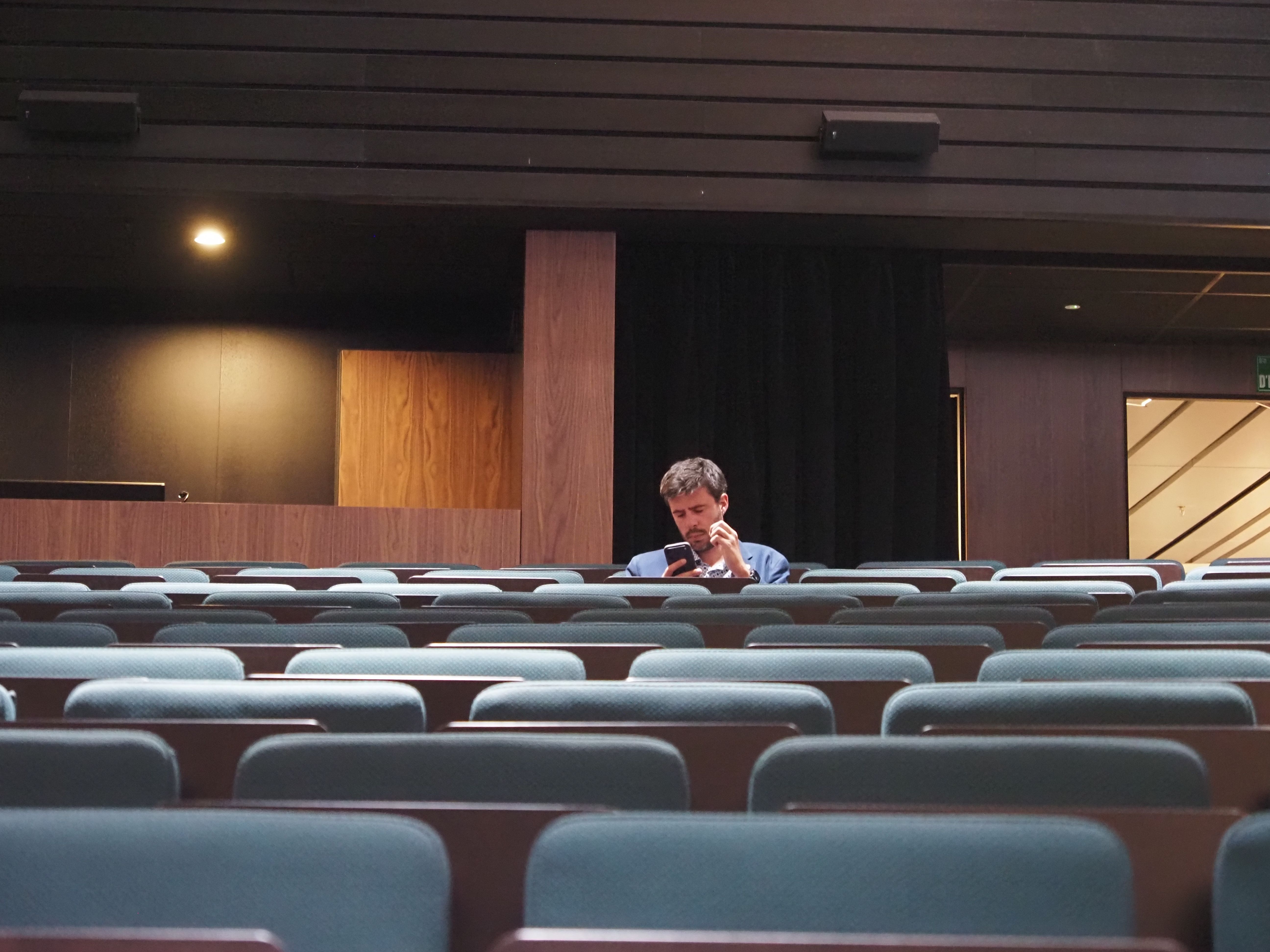 Cerni Cairat a l'auditori Claror.