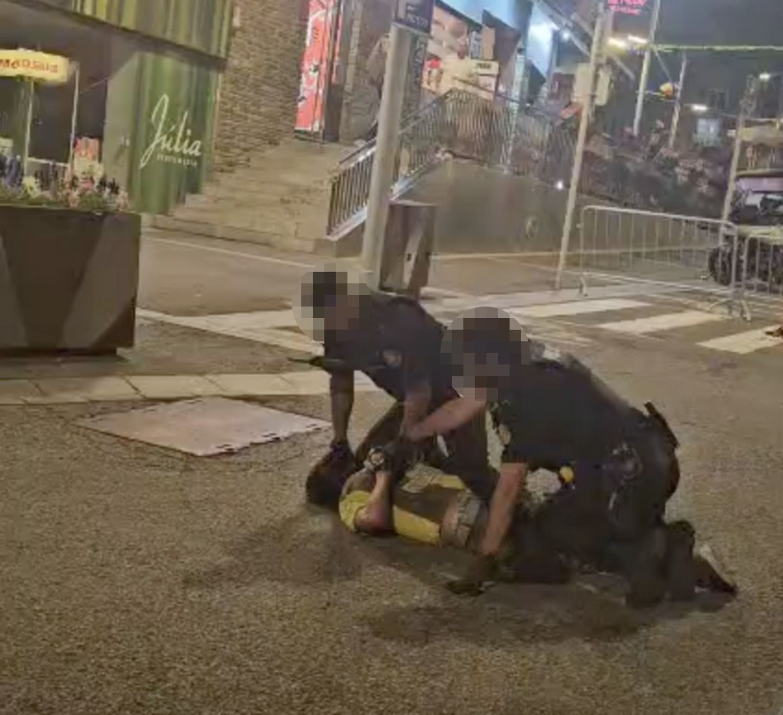 Un moment de la intervenció policial.
