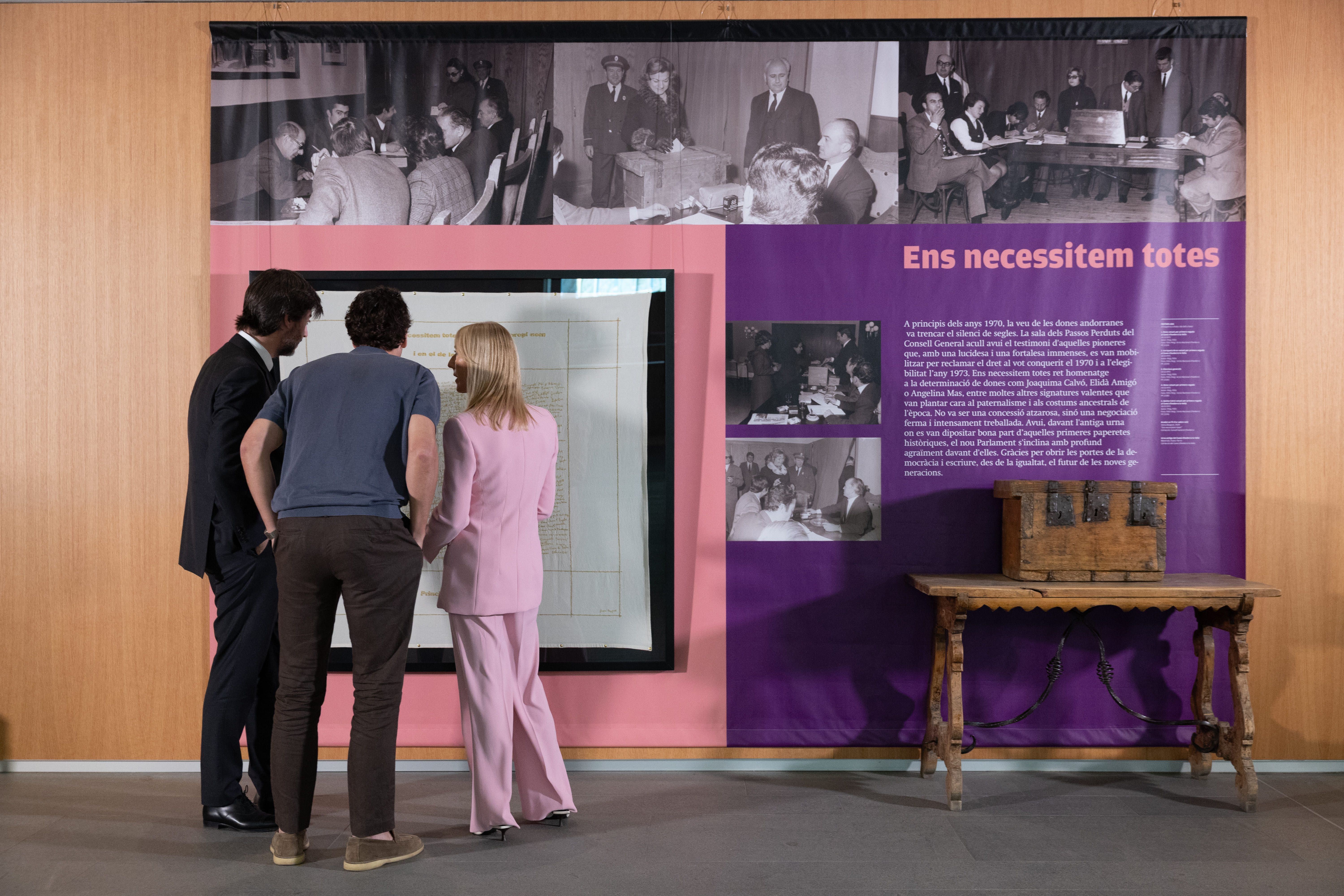 La sala dels Passos Perduts del Consell General acull una exposició temporal sobre el sufragi femení.