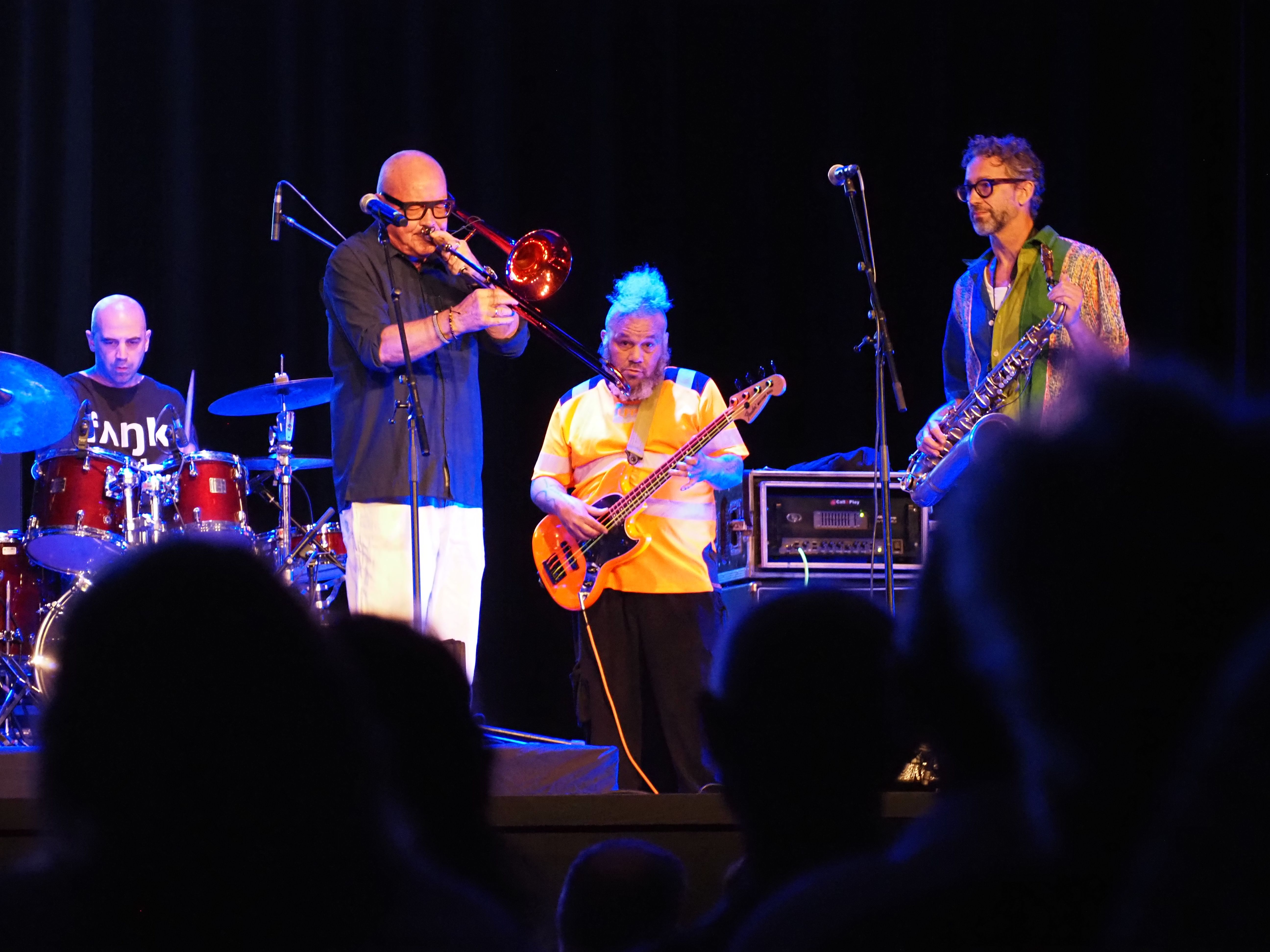Nils Landgren i els seus companys durant el concert. Nils Landgren i els seus companys durant el concert.