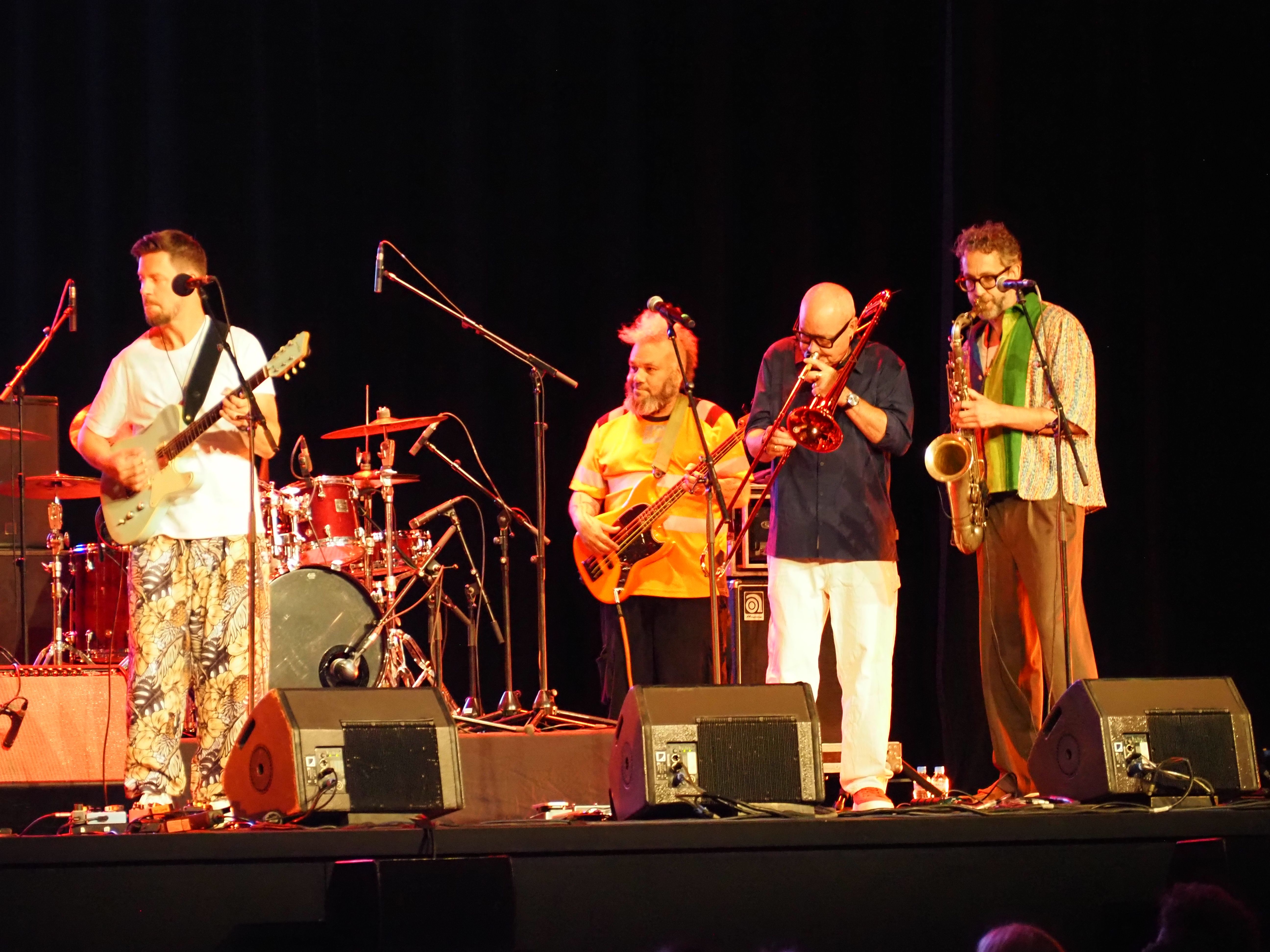Un instant del concert de Nils Landgren i la Funk Unit. Un instant del concert de Nils Landgren i la Funk Unit.