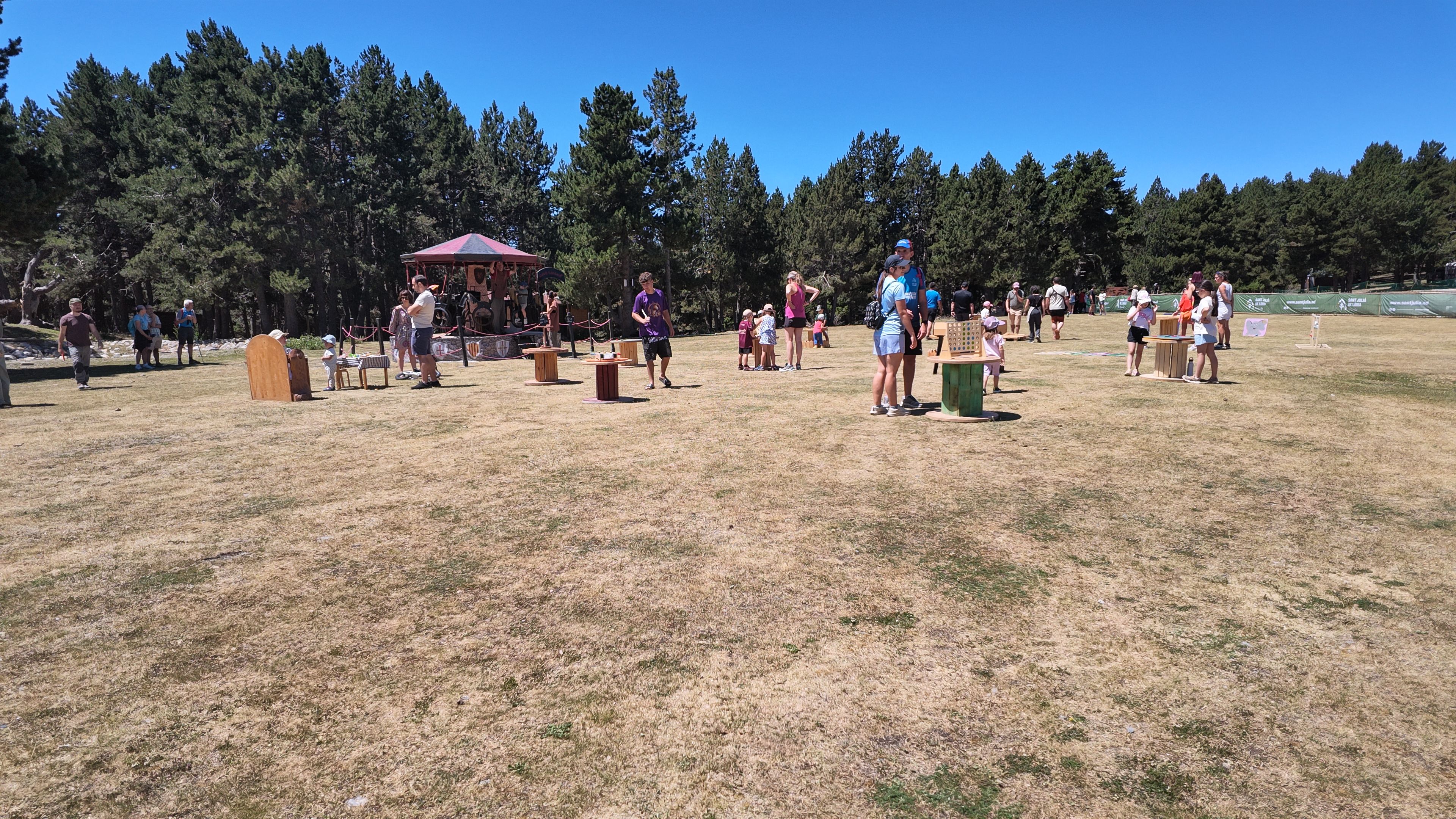 Celebració de la tercera edició de la festa de la Transhumància a Sant Julià. Celebració de la tercera edició de la festa de la Transhumància a Sant Julià.