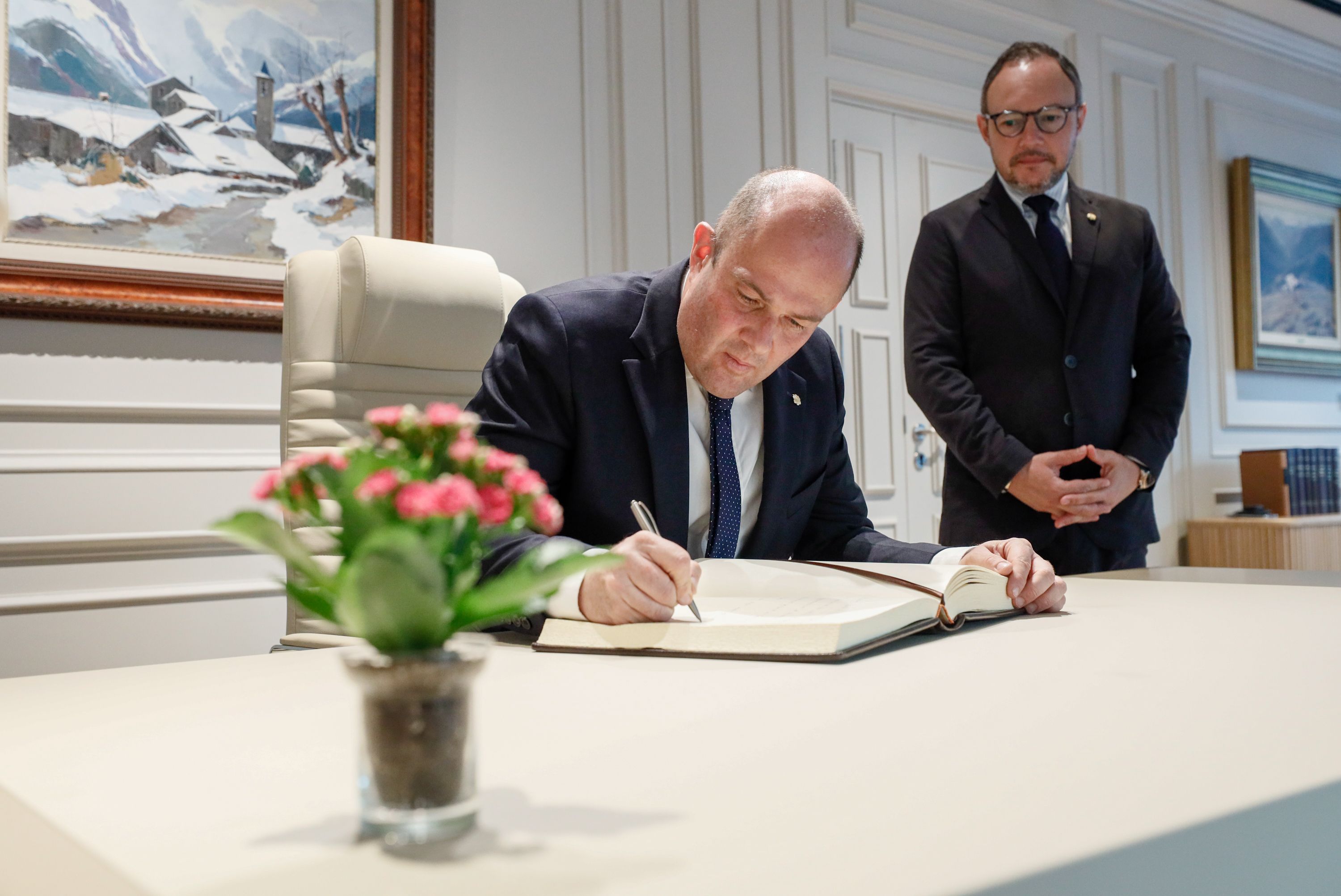 el nou representant personal del Copríncep francès, Frédéric Rose, durant la primera visita oficial a Andorra. el nou representant personal del Copríncep francès, Frédéric Rose, durant la primera visita oficial a Andorra.